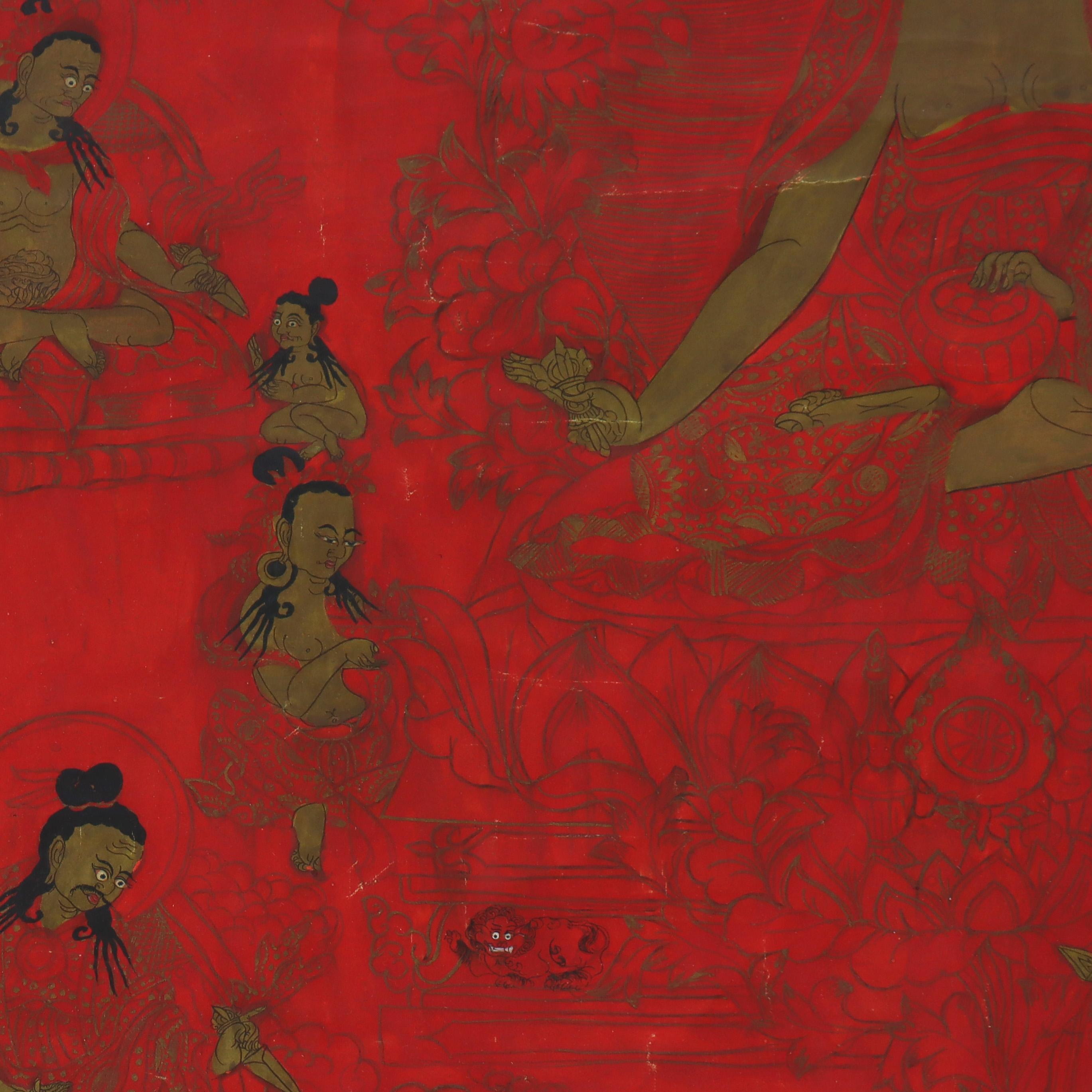 Ancienne peinture tibétaine Thangka avec figures, fond rouge, signée 19ème siècle Bon état - En vente à Big Flats, NY