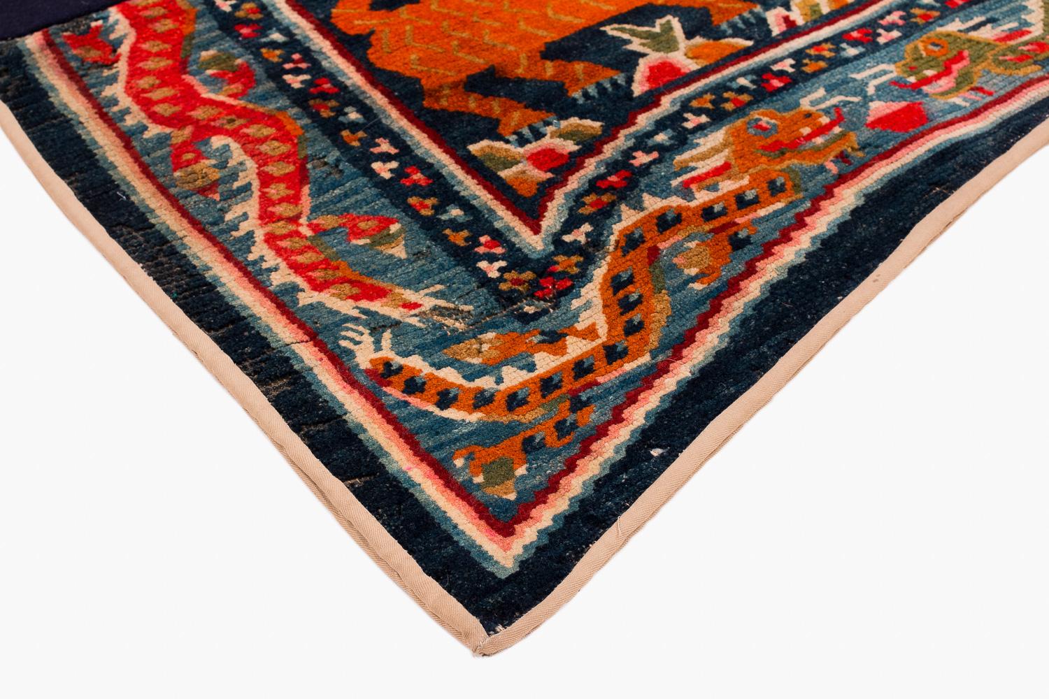 Tibétain Tapis de selle tibétain ancien en laine de tigre en vente