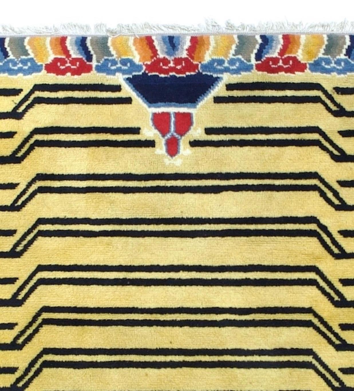 Alfombra de lana tibetana antigua 4'10
