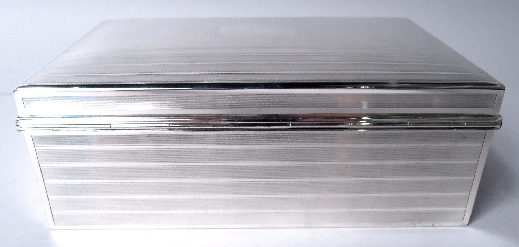 Caja para puros antigua Tiffany American Edwardian de plata de ley Estadounidense en venta
