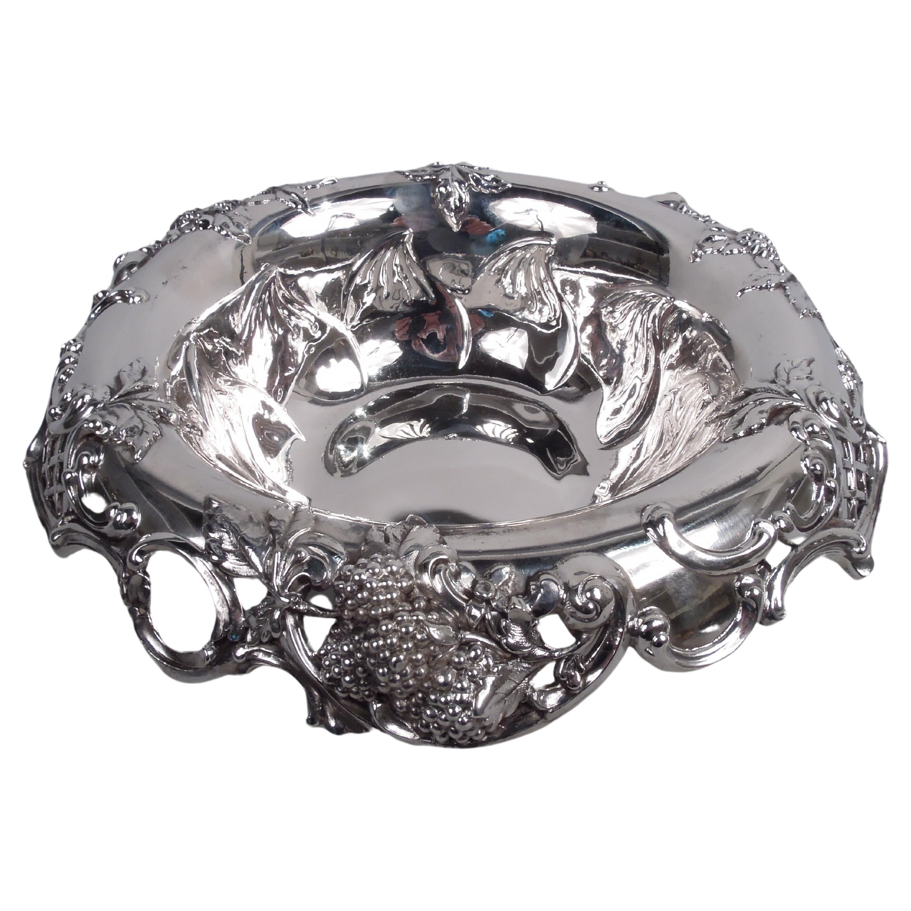 Antike Tiffany American Gilded Age Sterling Silber Brombeere Schüssel im Angebot