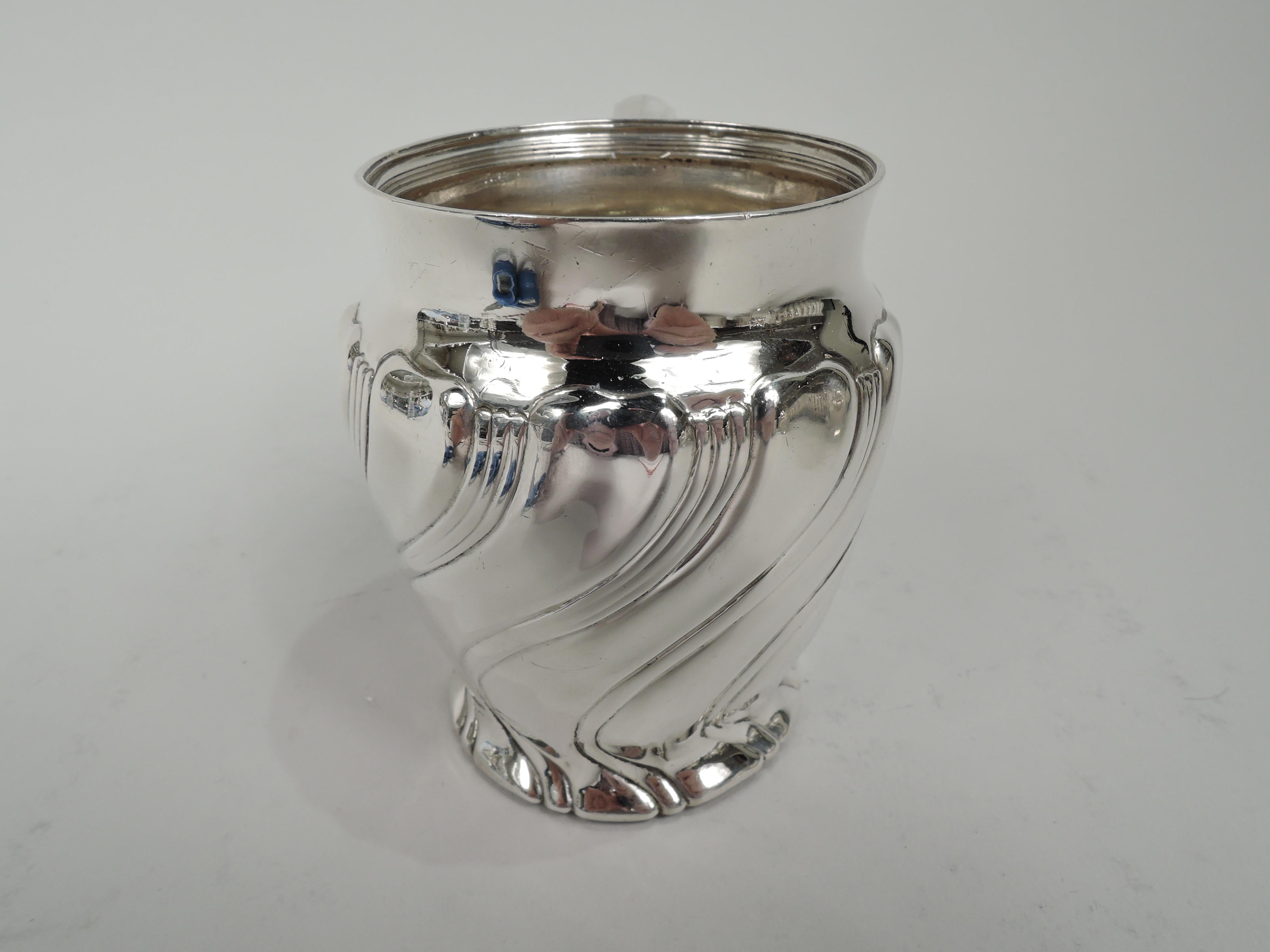 Antique Tiffany American Victorian Classical Sterling Silver Baby Cup In Good Condition In New York, NY