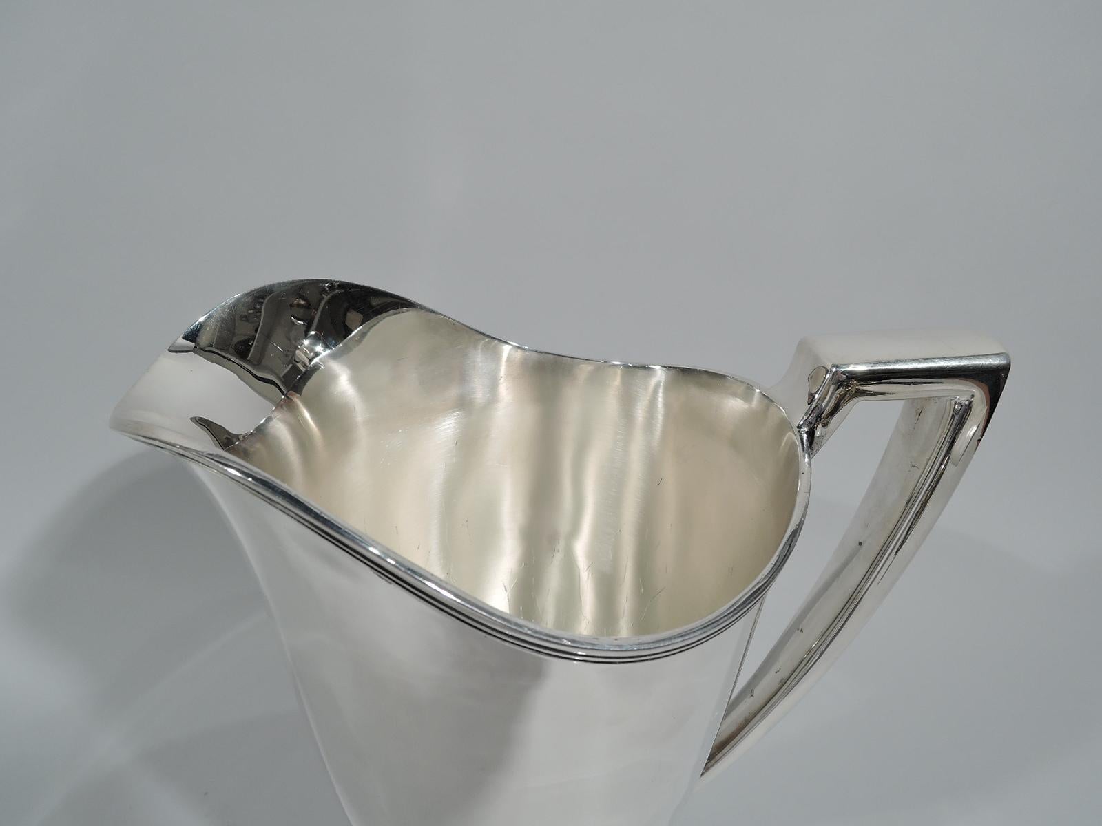 Antique Tiffany Art Deco Classical Sterling Silver Water Pitcher In Good Condition In New York, NY