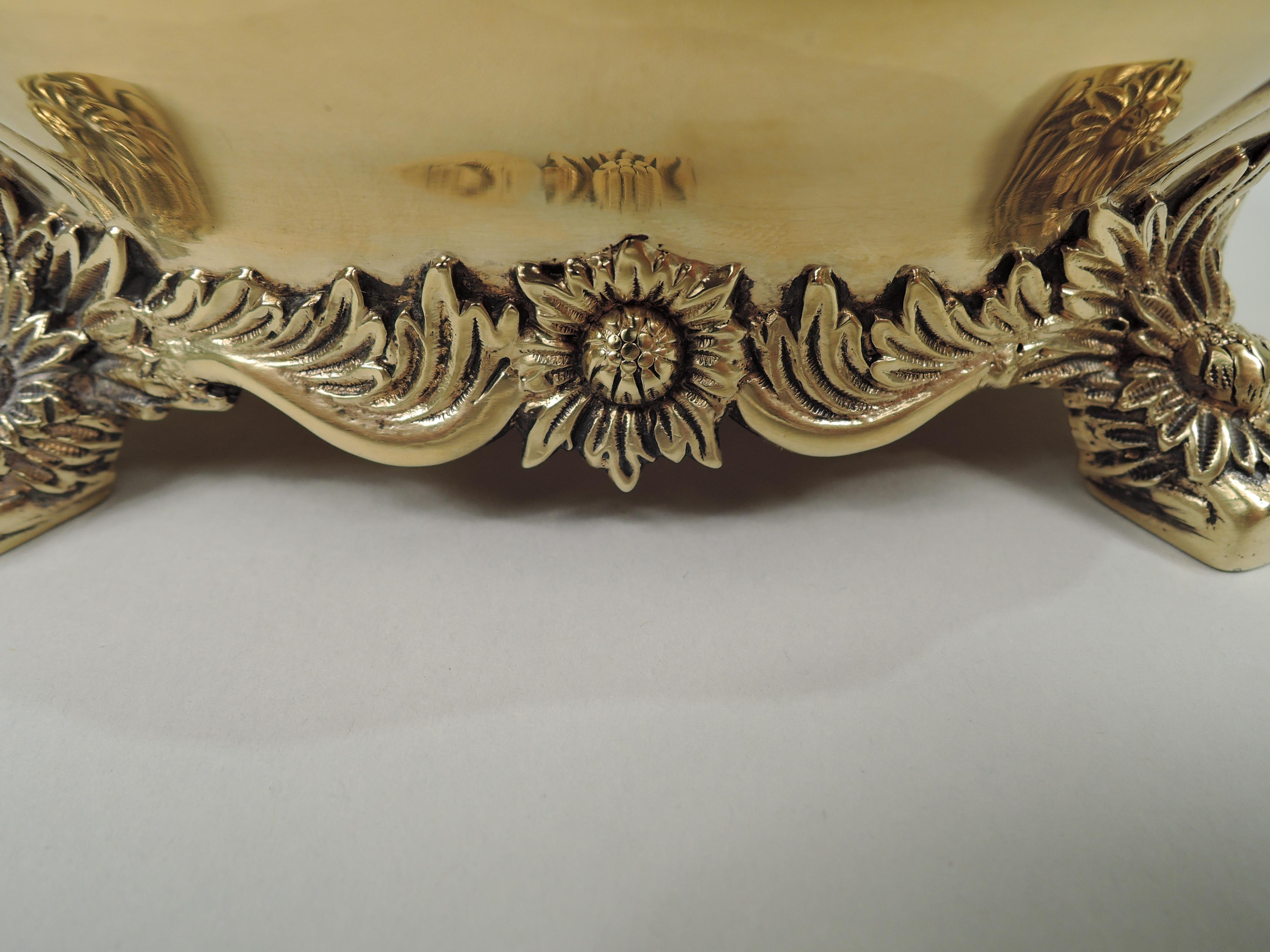Boîte antique Tiffany Chrysanthème en argent doré Bon état - En vente à New York, NY