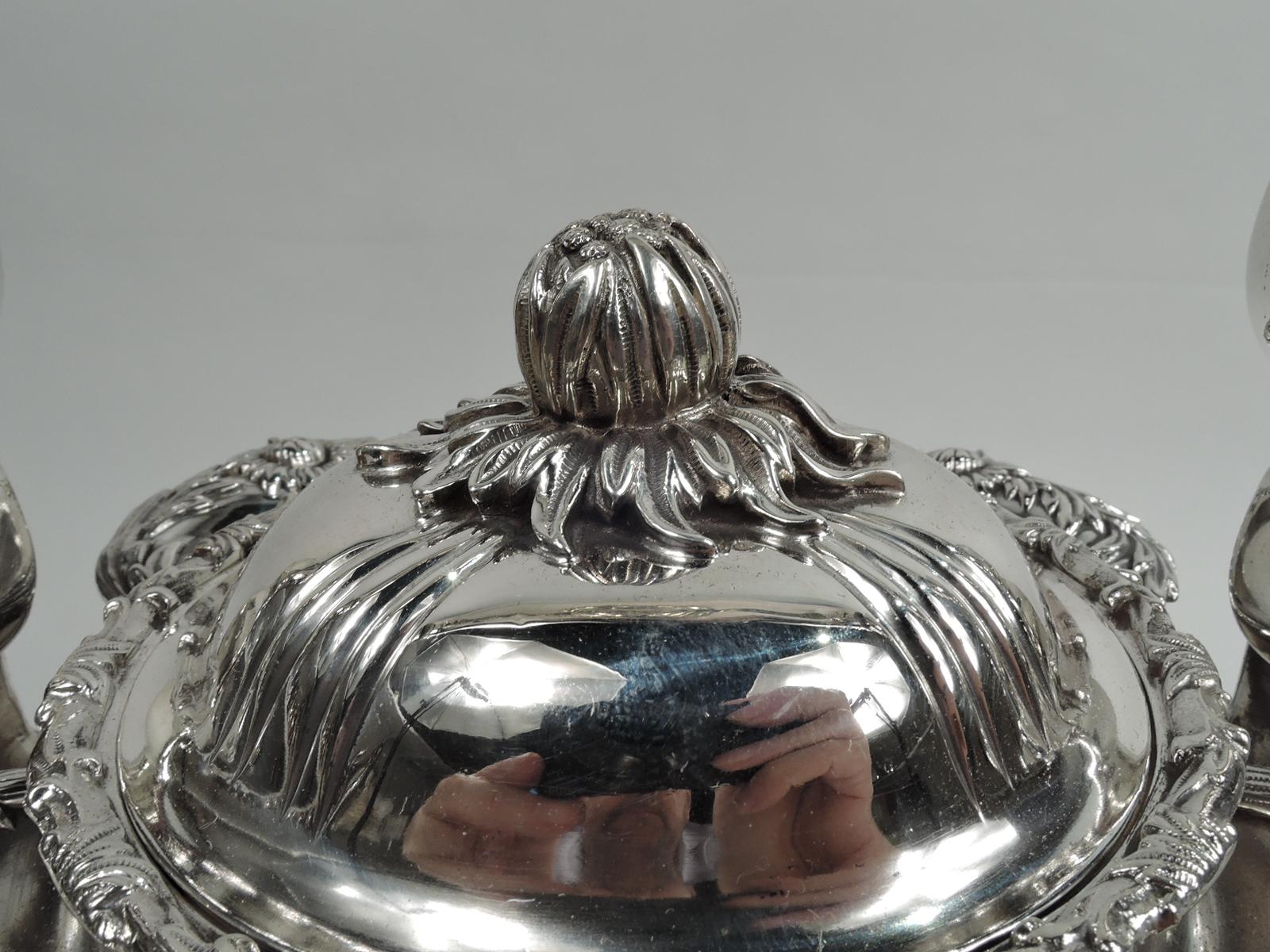 Antique Tiffany Chrysanthemum Sterling Silver Tea Kettle on Stand In Excellent Condition In New York, NY