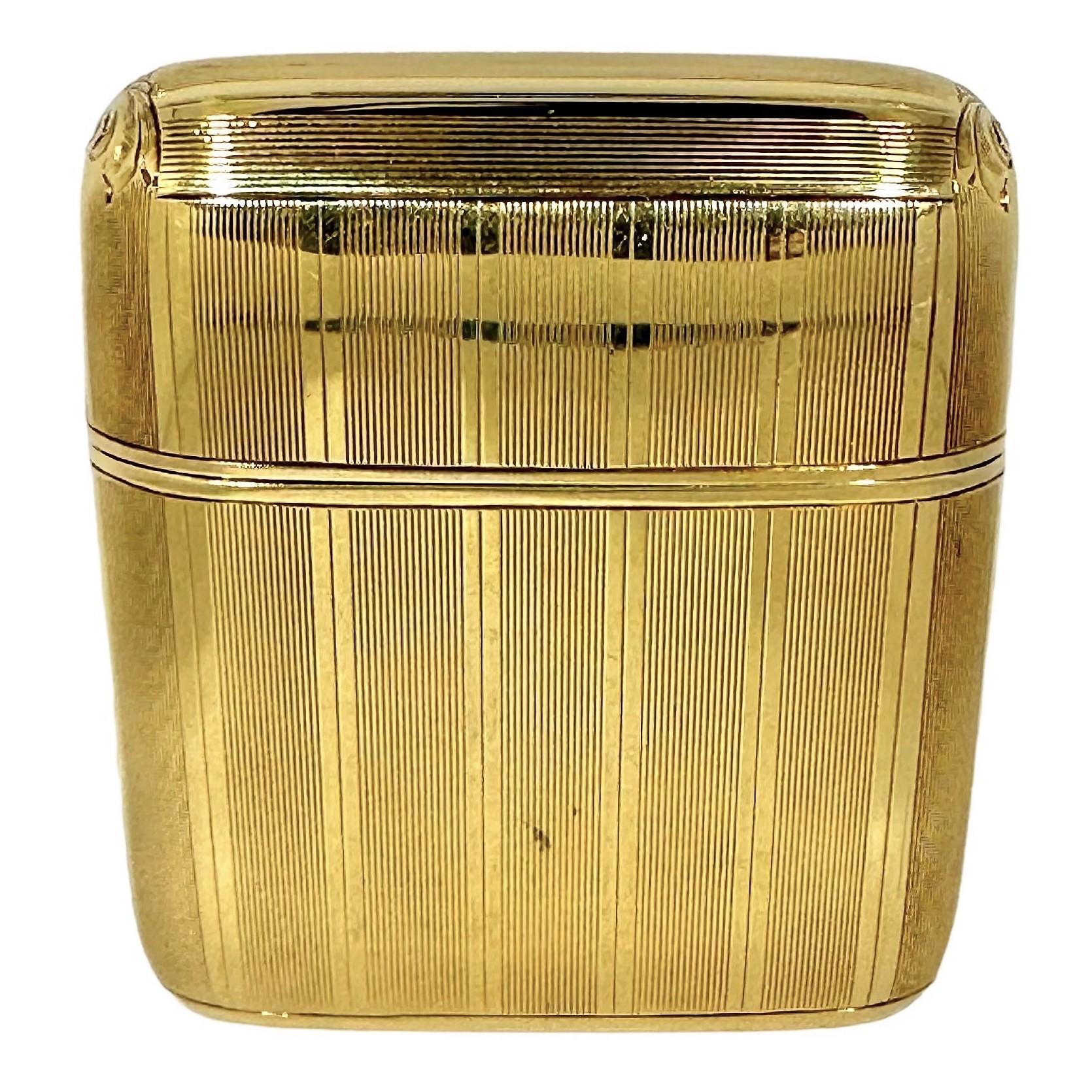  Antique rasoir et étui de voyage Tiffany & Co en or 18 carats avec lames dorées d'origine en vente 1