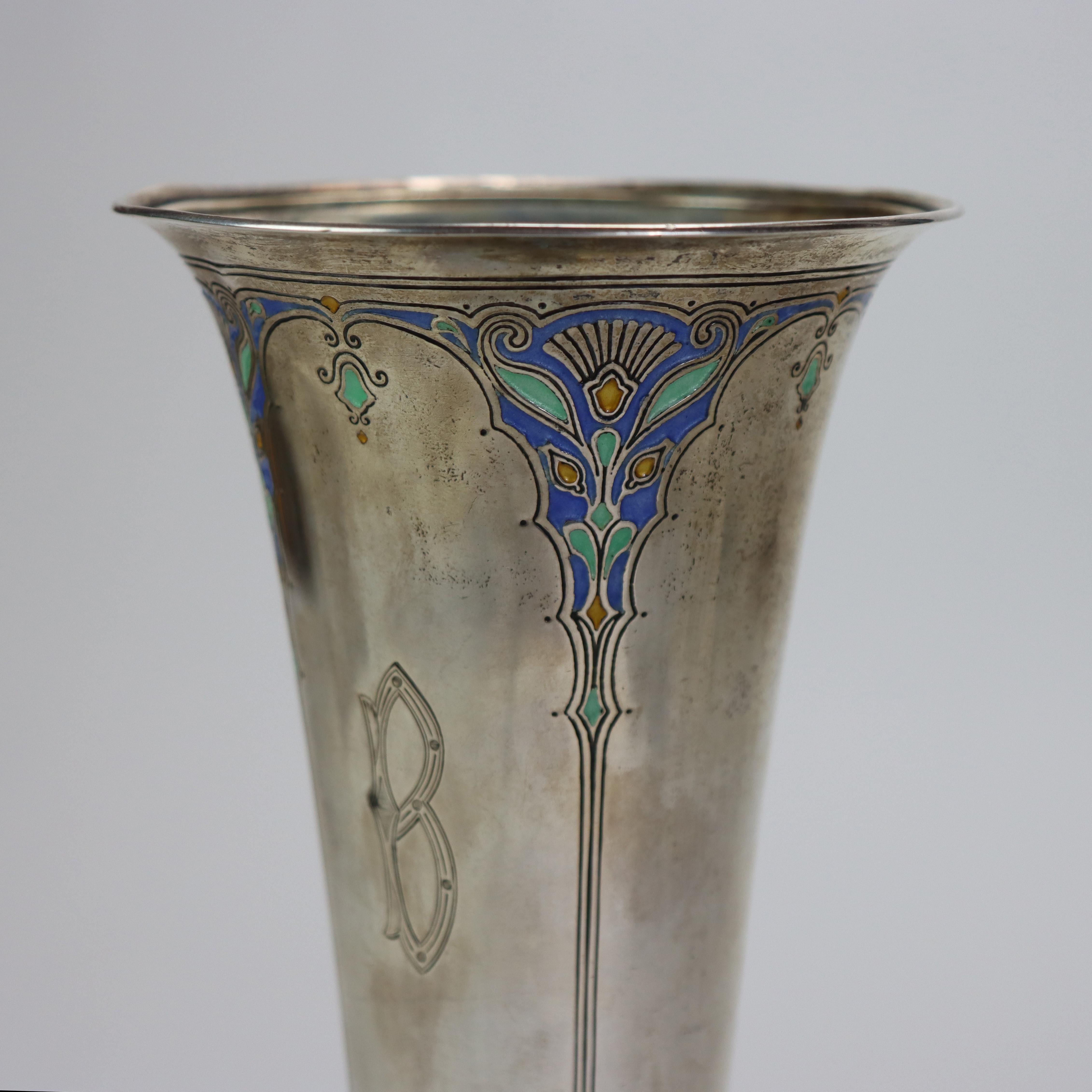 20ième siècle Antique Tiffany & Co. Vase à flûte en argent émaillé Arts & Crafts c1910 en vente