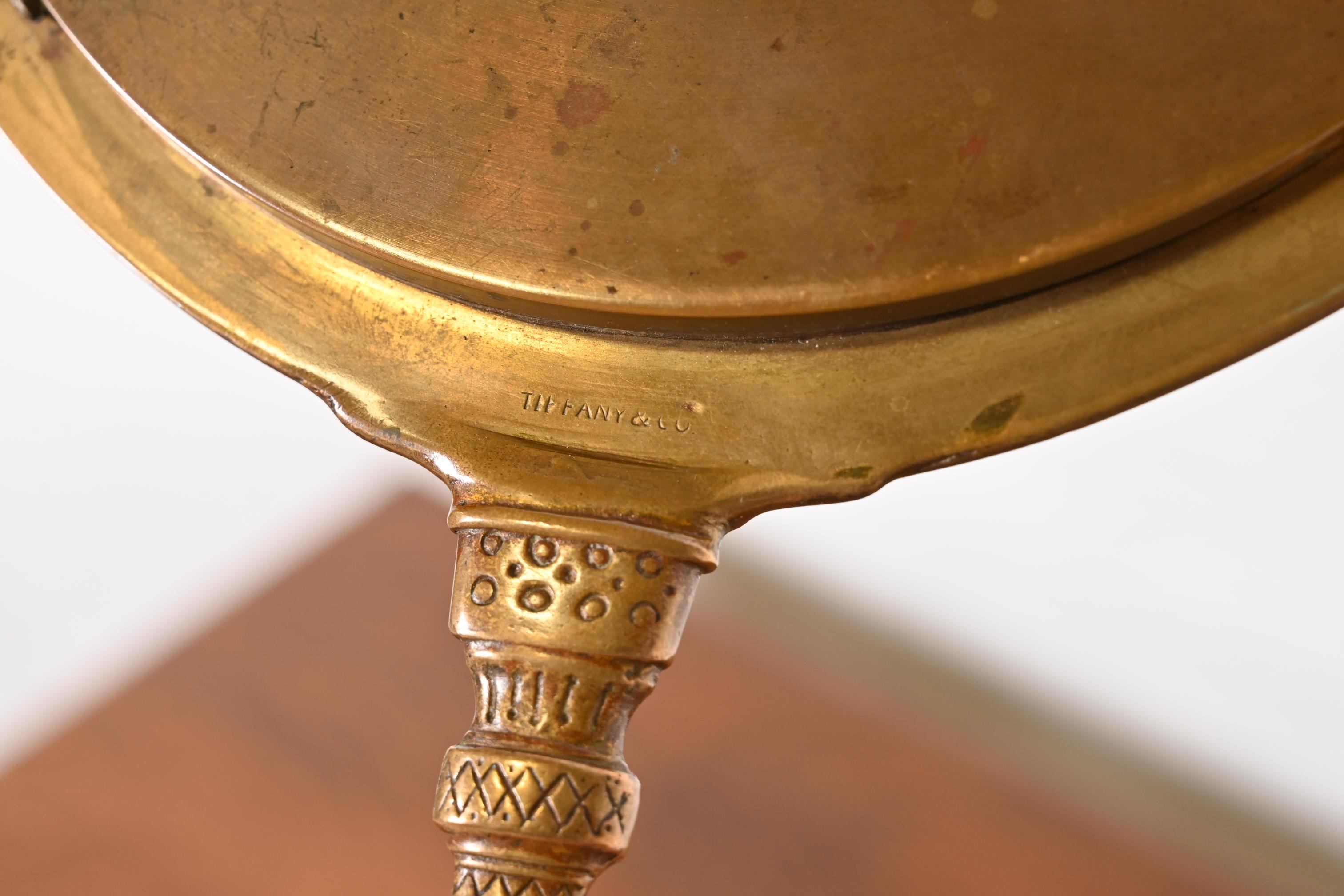 Antike Tiffany & Co.-Kollektion Bronze Doré Alhambra Eitelkeit Handspiegel, CIRCA 1910 im Angebot 10