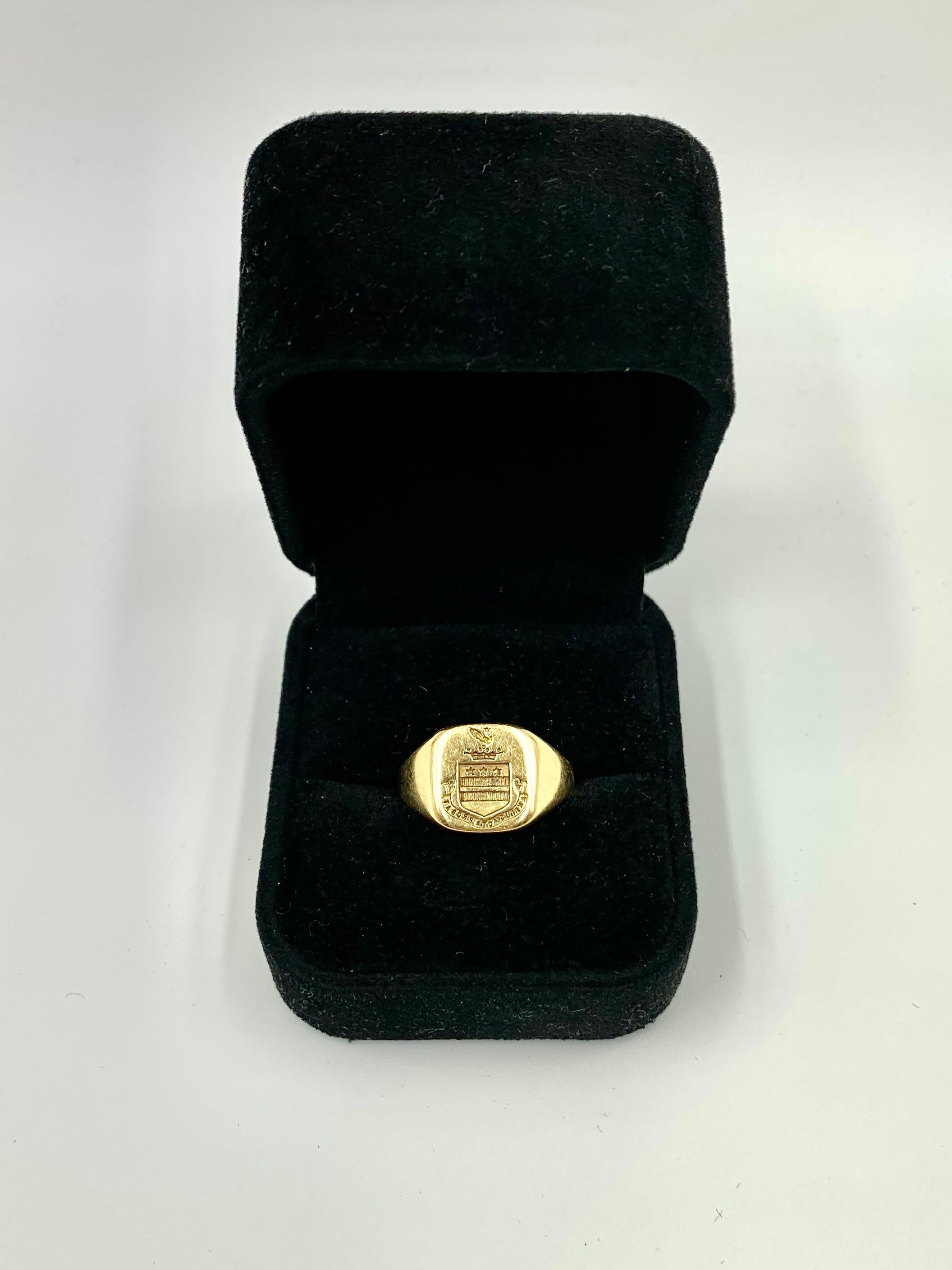 Antique Tiffany & Co. George Washington Crest Bague sigillaire en or 14 carats avec intaille Bon état - En vente à New York, NY