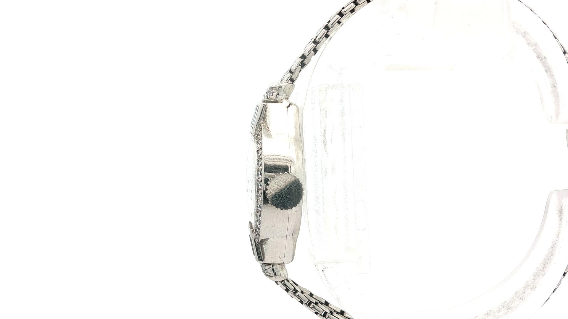 Antigüedades Tiffany & Co. Pulsera reloj Hamilton Platino Baguette y Diamante Redondo en Bueno estado para la venta en Montclair, NJ