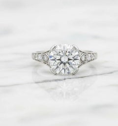 Antique Tiffany & Co. Bague de fiançailles en platine avec diamant taille ancienne
