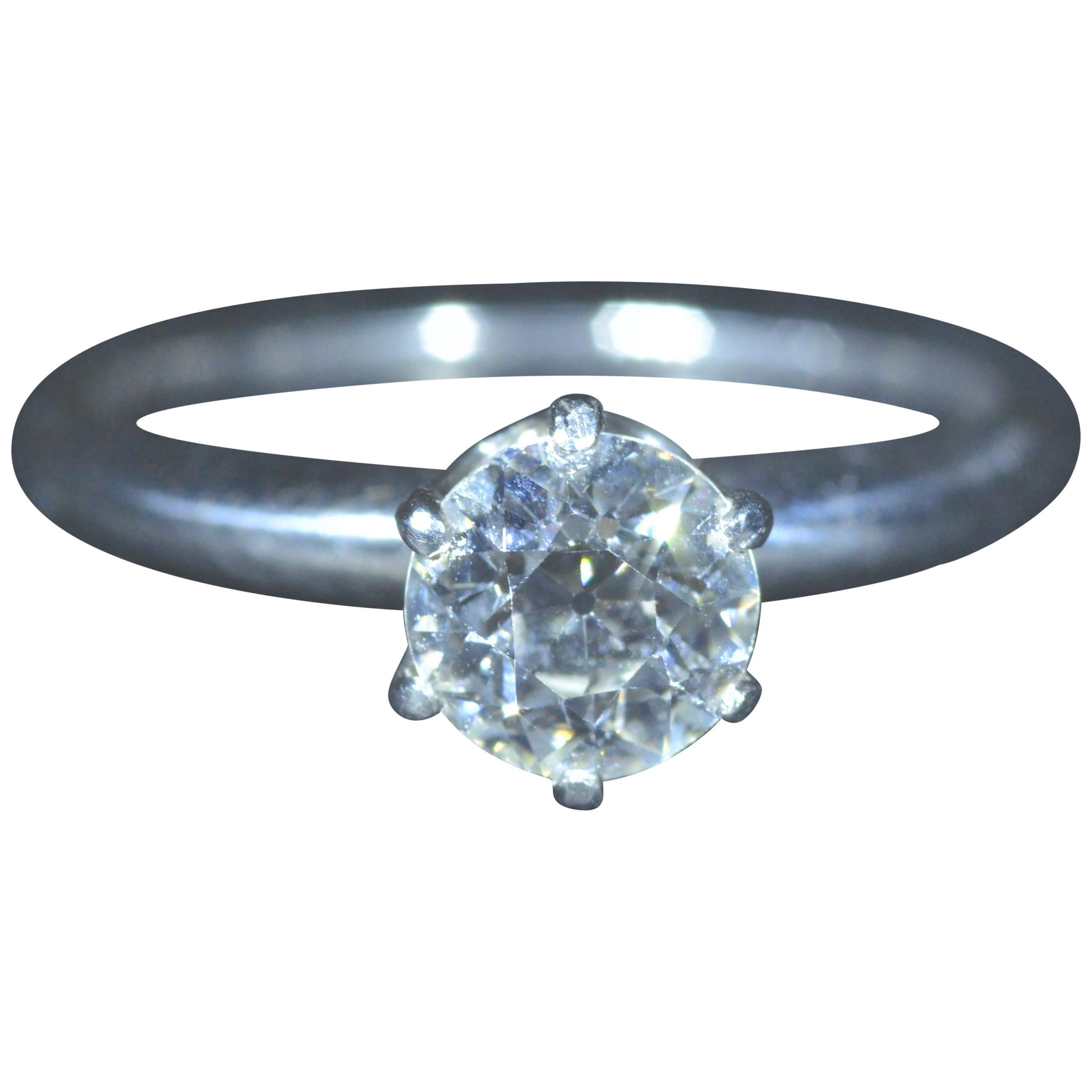 Antique Tiffany & Co. Solitaire Engagement Ring with 0.85 Carat Diamond For Sale