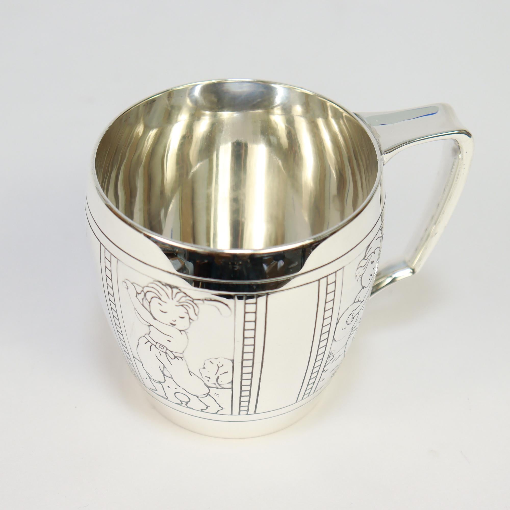 Antico Tiffany & Co. Tazza per bambini in argento sterling con tennis, golf e baseball in vendita 6