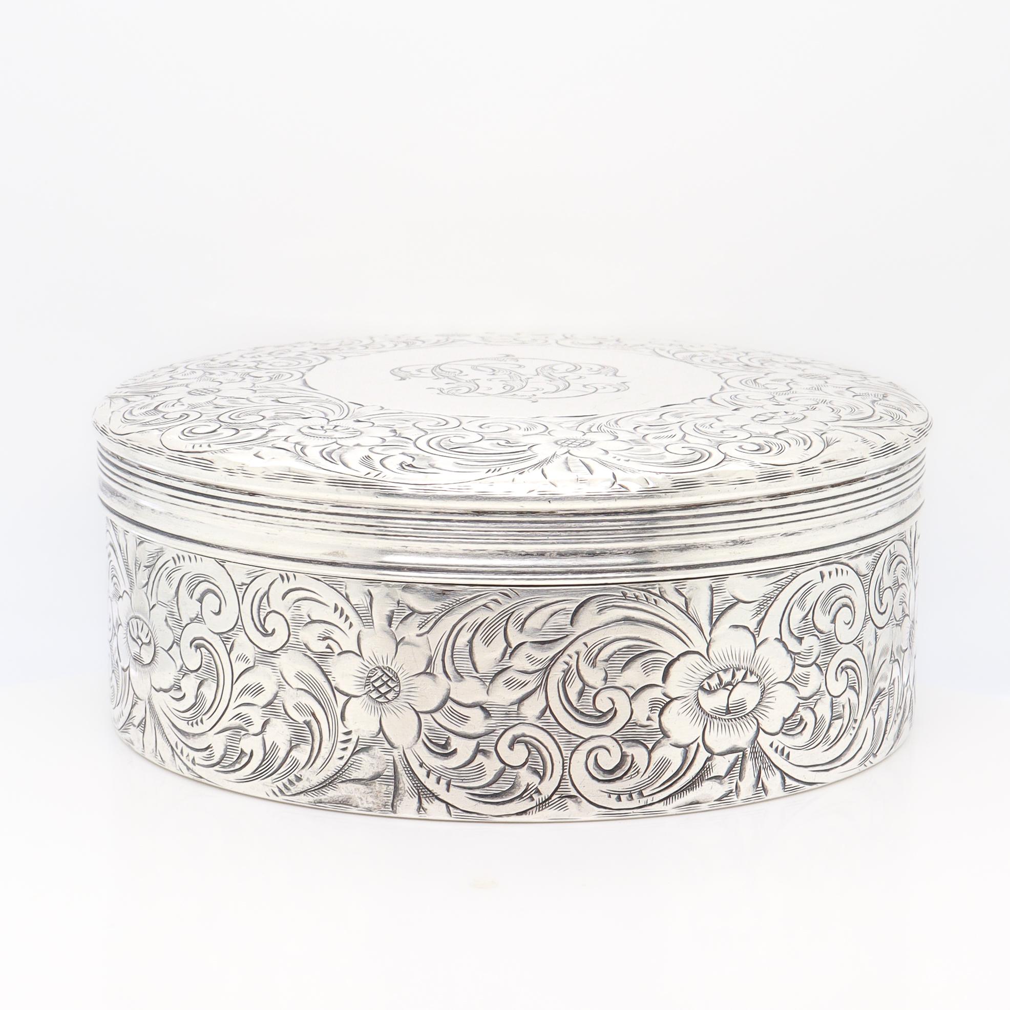 Antique Tiffany & Co. Sterling Silver Engraved Round Dresser Box For Sale 6