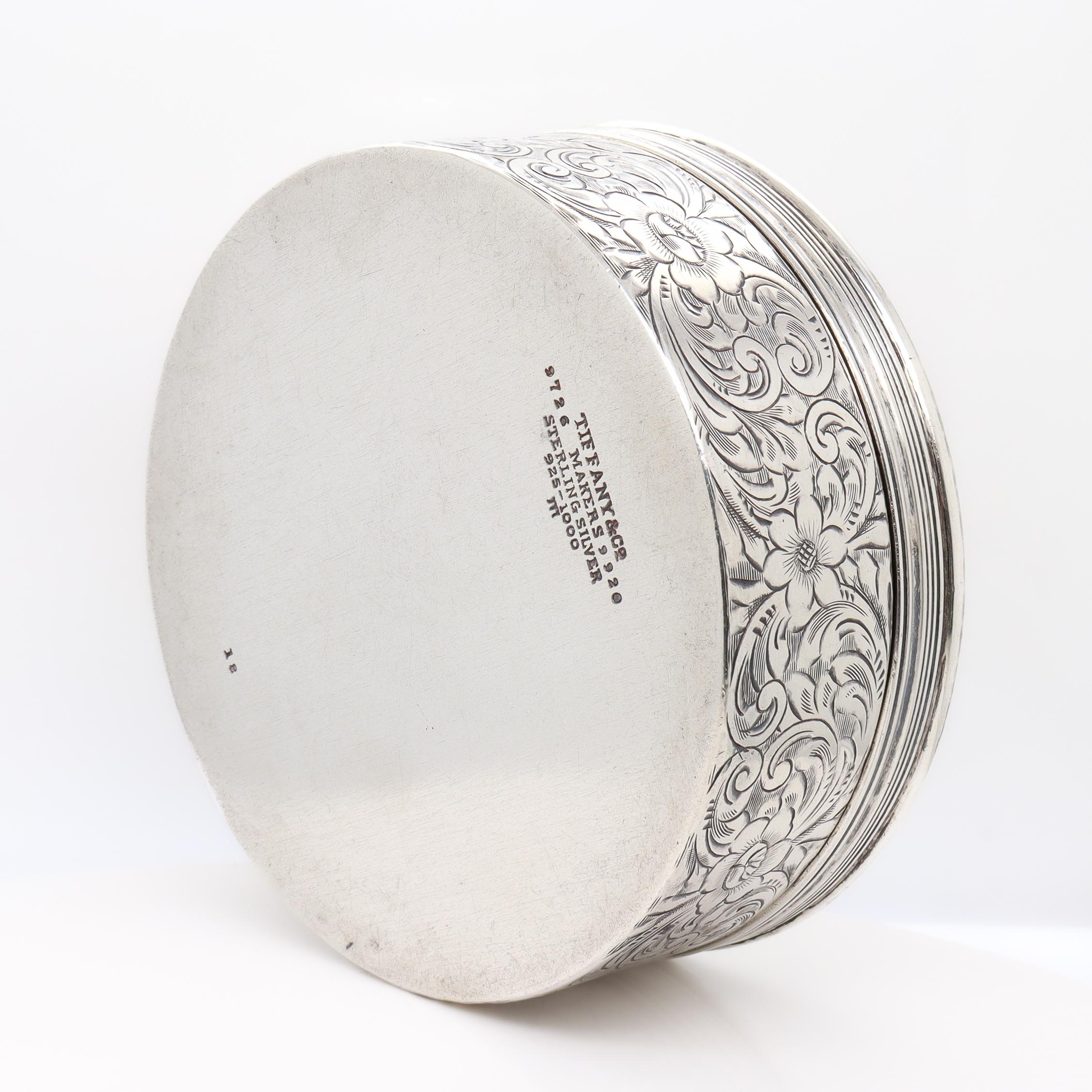 Women's or Men's Antique Tiffany & Co. Sterling Silver Engraved Round Dresser Box For Sale