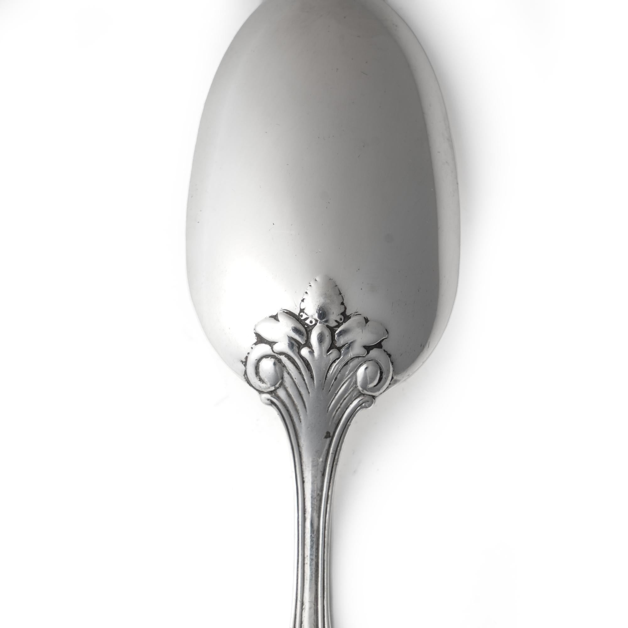 Antique Tiffany & Co. Sterling Silver Florentine Pattern Large Spoon For Sale 2