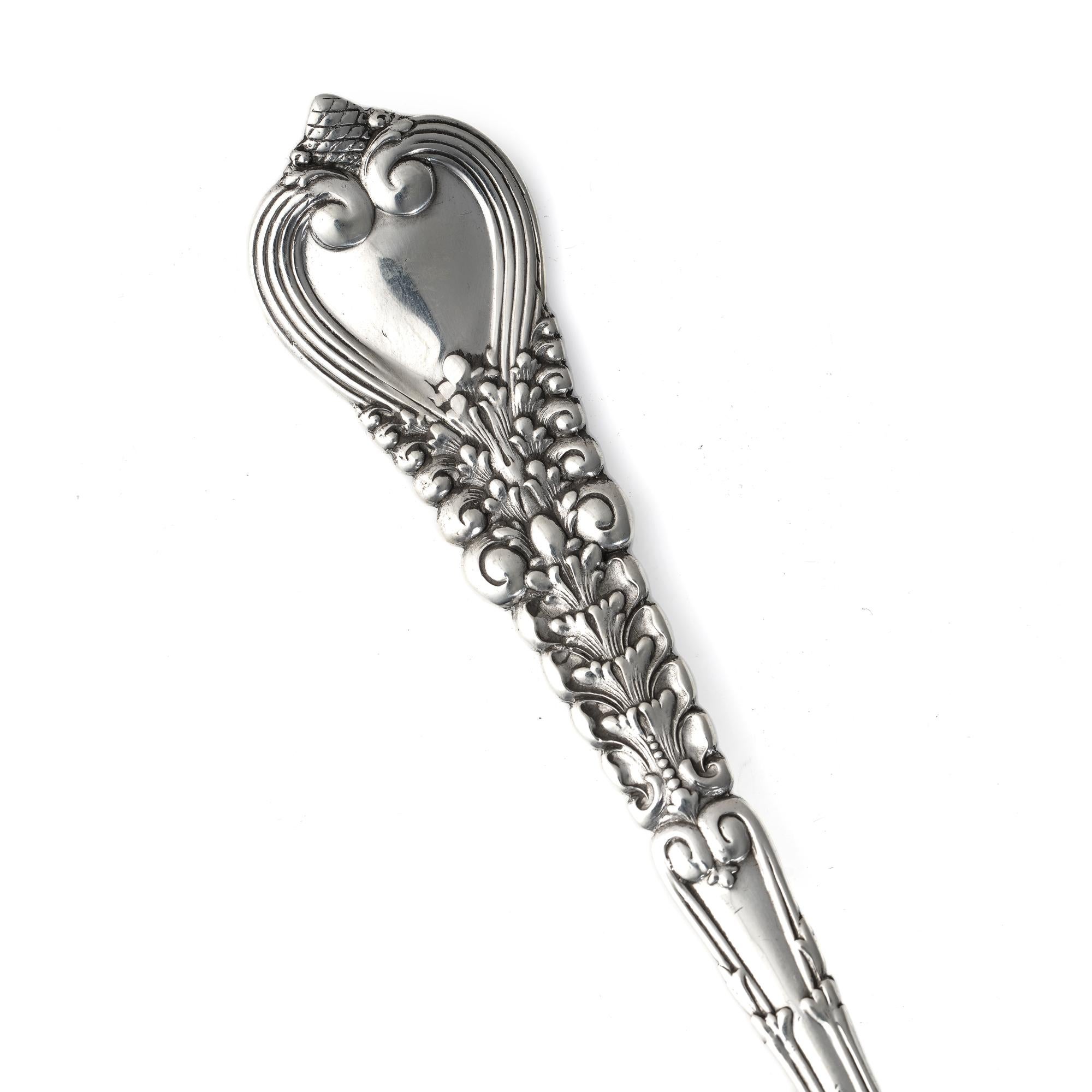 Early 20th Century Antique Tiffany & Co. Sterling Silver Florentine Pattern Salt Spoon For Sale