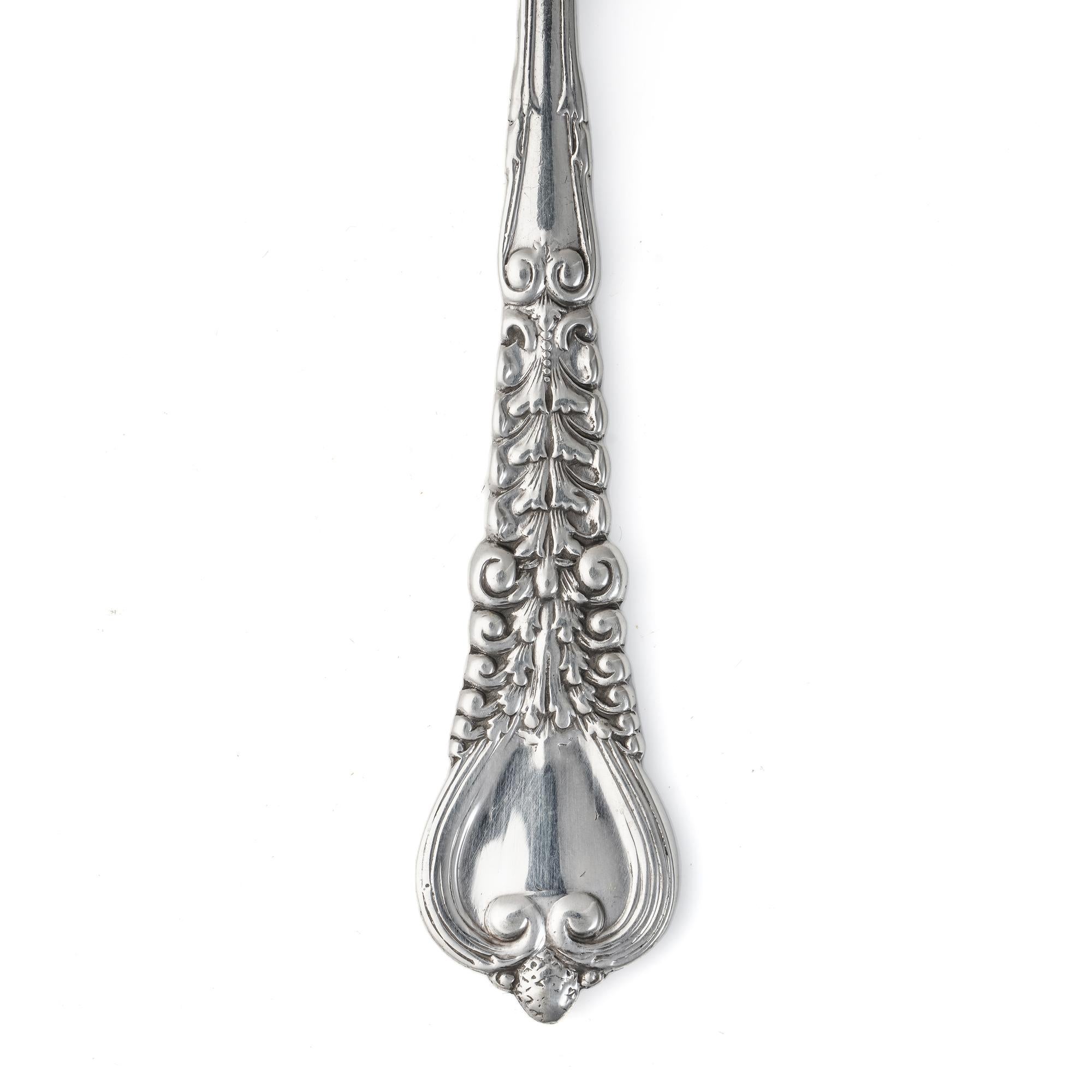Petit couteau à beurre ancien en argent sterling de Tiffany & Co. à motif florentin Bon état - En vente à Braintree, GB