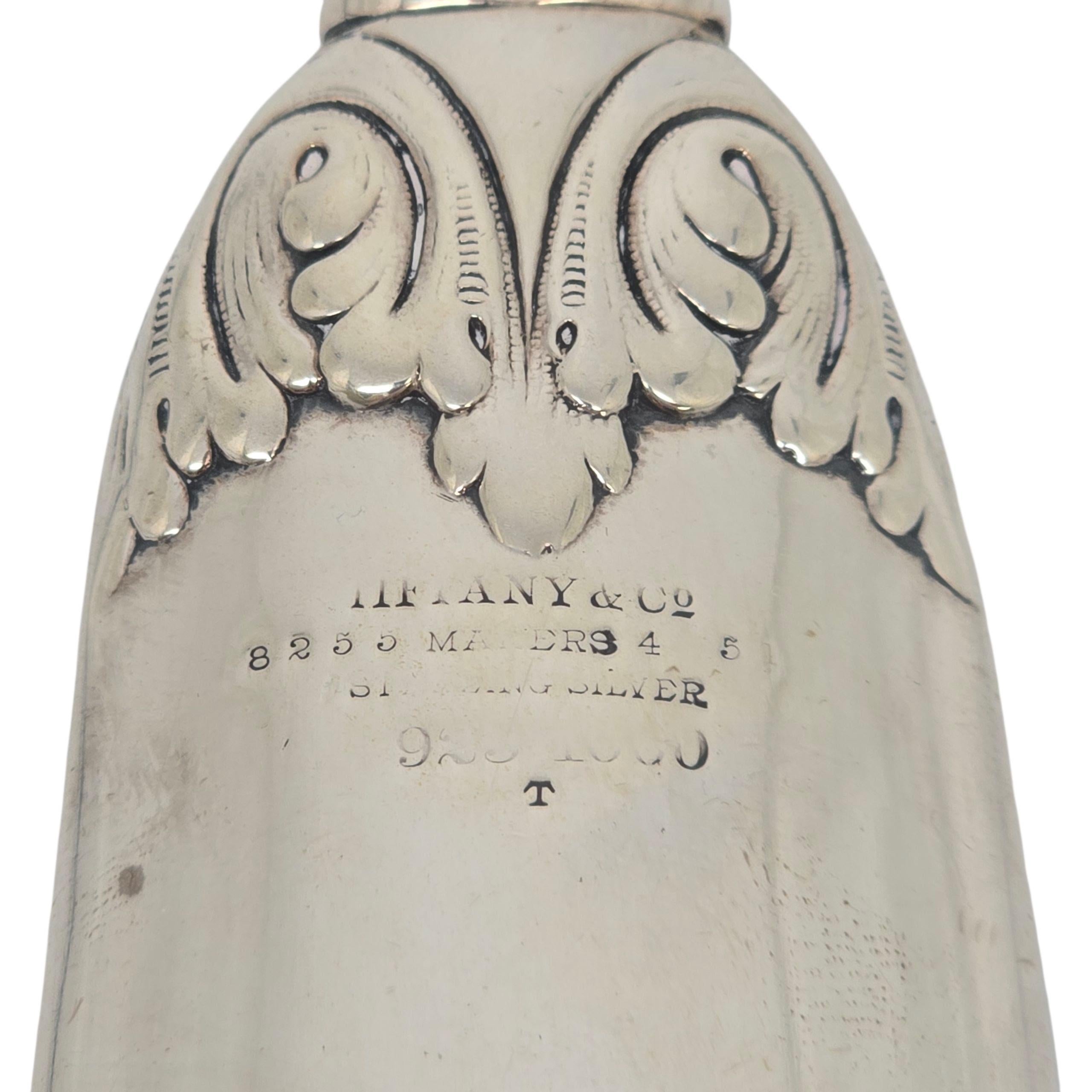Antique Tiffany & Co Sterling Silver Repousse Floral Shoe Horn w/Monogram #22623 en vente 5