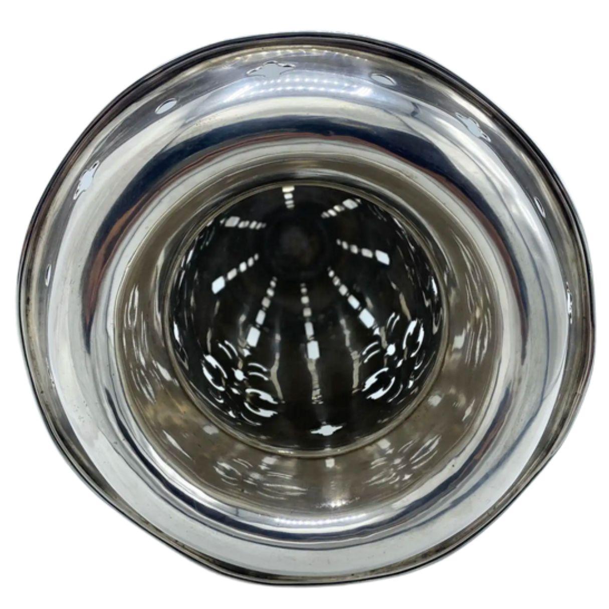 Antico vaso in argento Tiffany & Co. in vendita 4