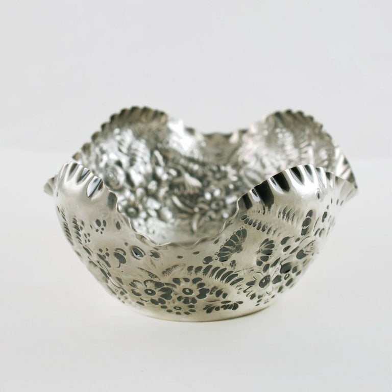Repoussé Antique Tiffany & Company Sterling Silver Fern and Flowers Repousse Bowl For Sale