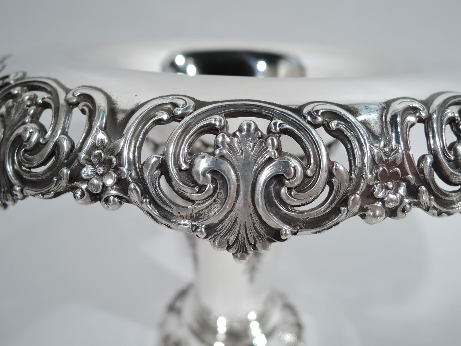 North American Antique Tiffany Edwardian Classical Sterling Silver Vase