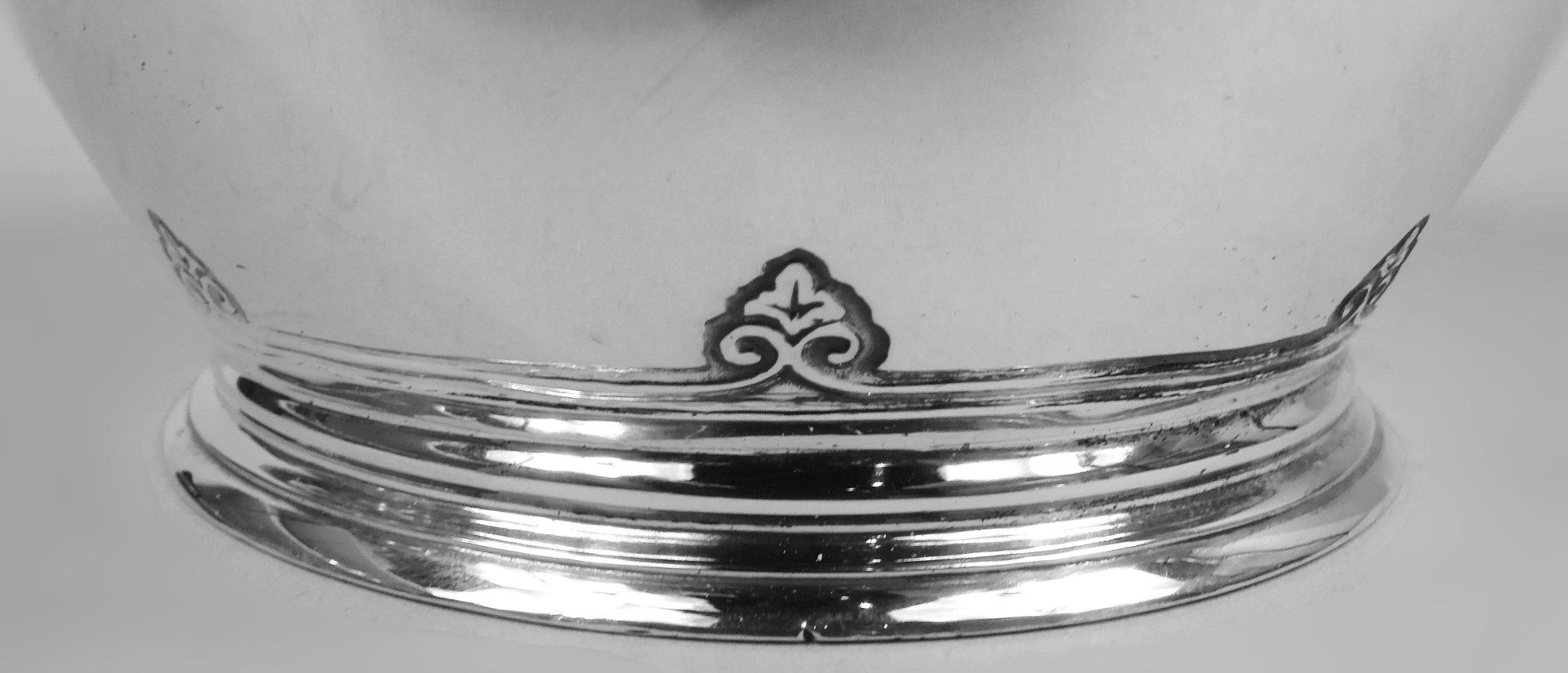 Antica brocca d'acqua in argento Sterling Tiffany Edwardian Regency in vendita 2