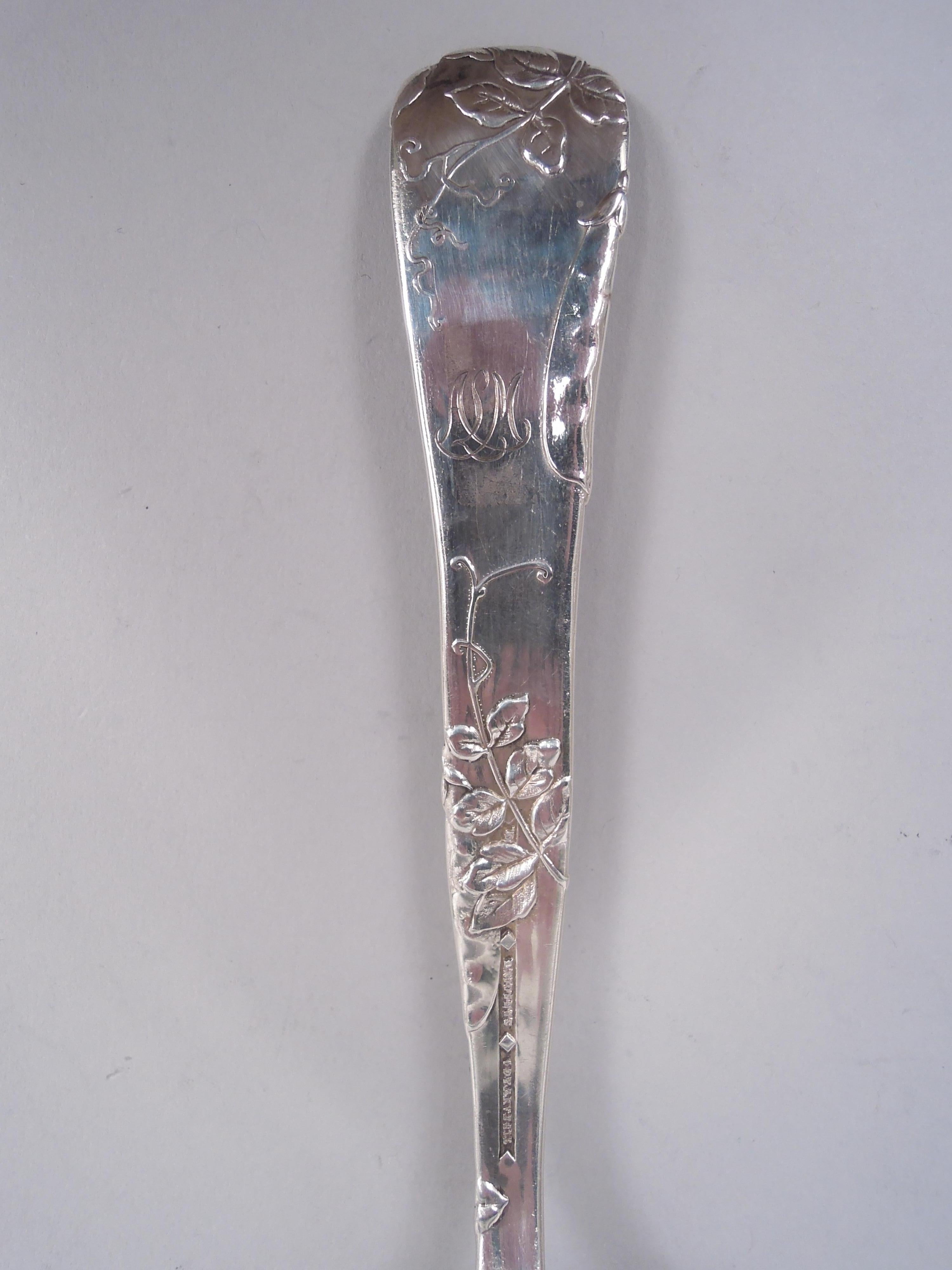 Americano Antico server per piselli in argento Tiffany Fruits & Flowers in vendita