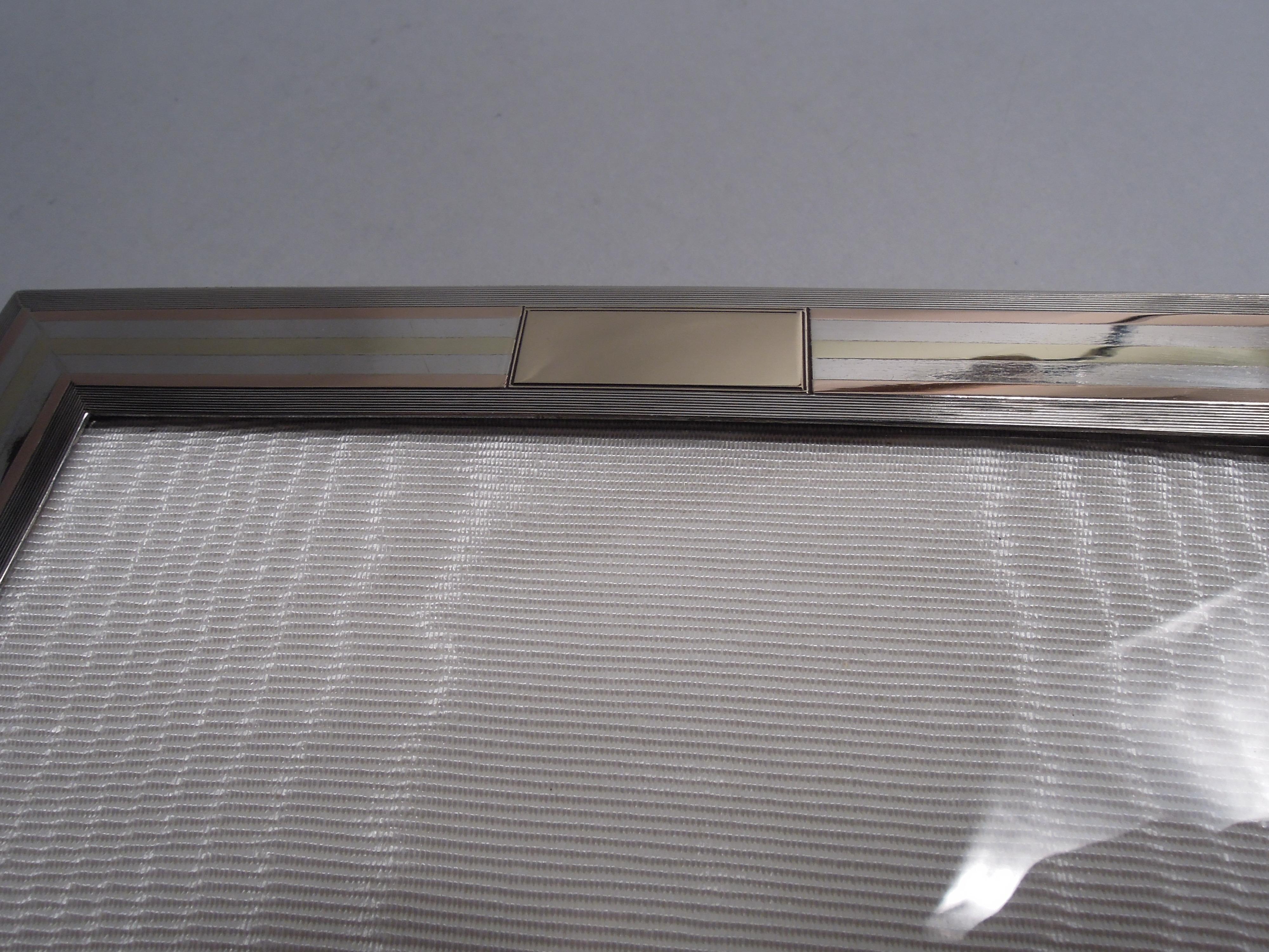 Marco antiguo Tiffany moderno de plata de ley y oro de 14 quilates en Bueno estado para la venta en New York, NY