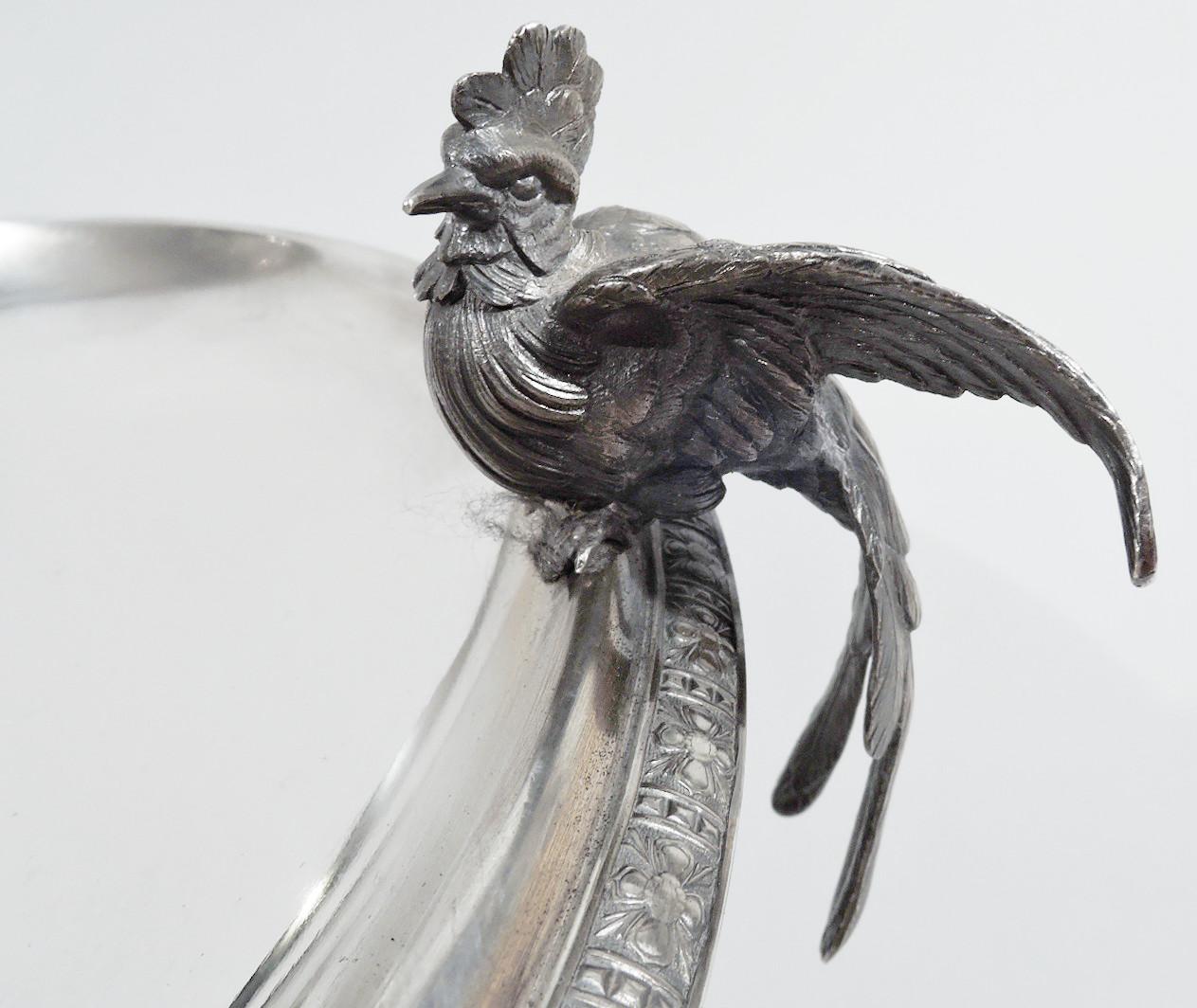 Antike Tiffany Klassische Kompottschale mit Vogel badendekor aus Sterlingsilber (Amerikanische Klassik)