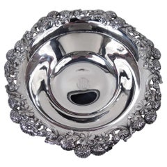 Antike Tiffany-Sterling-Silber-Schale mit klassischem Kleeblatt-Muster