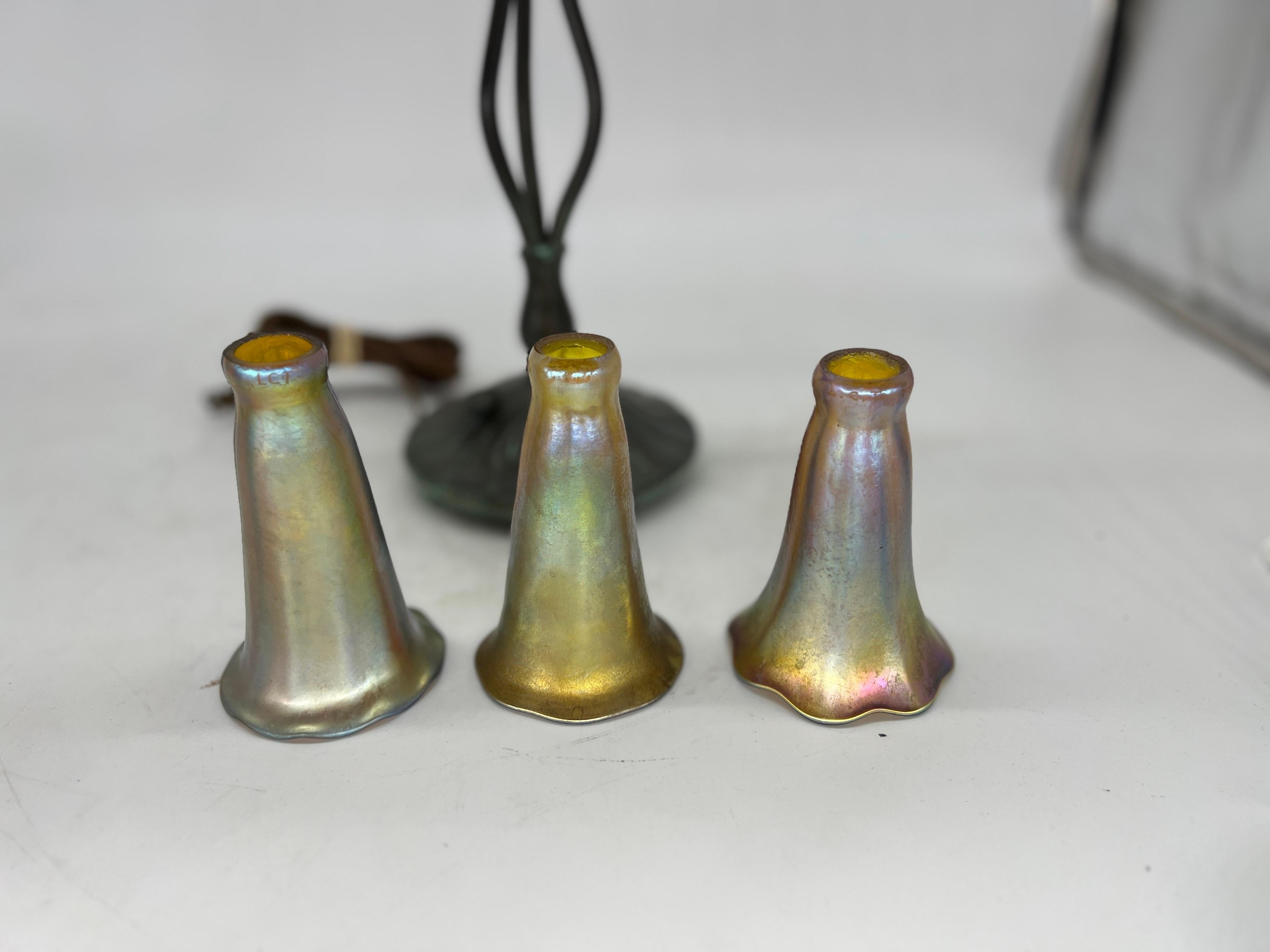Art Glass Antique Tiffany Studios 3-Light Lily Piano Lamp Model #319 Original Shades