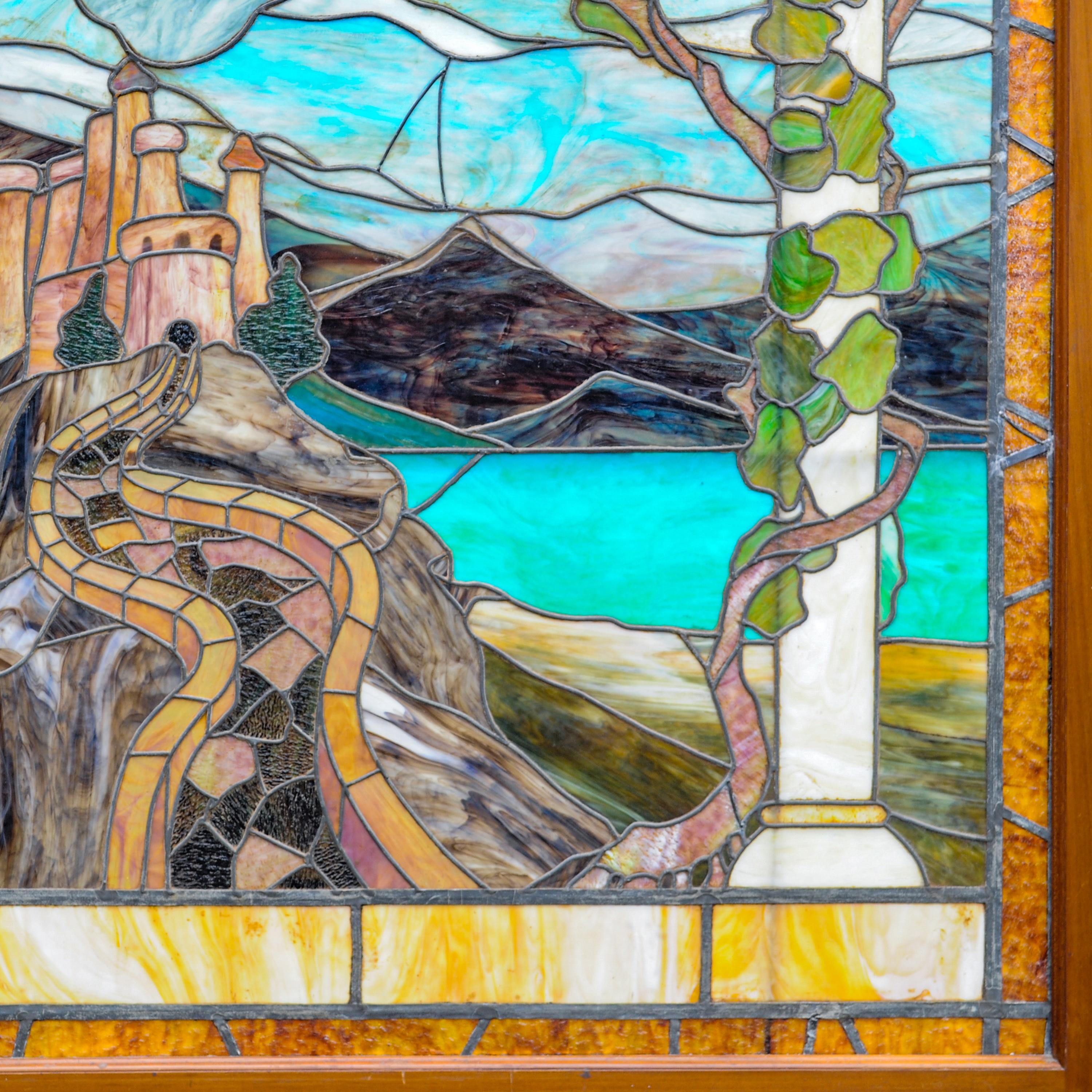 Antikes Louis Comfort Tiffany Studios Bleiglas-Landschaftsfenster aus Kunstglas, Louis Comfort, New York im Zustand „Gut“ im Angebot in Portland, OR