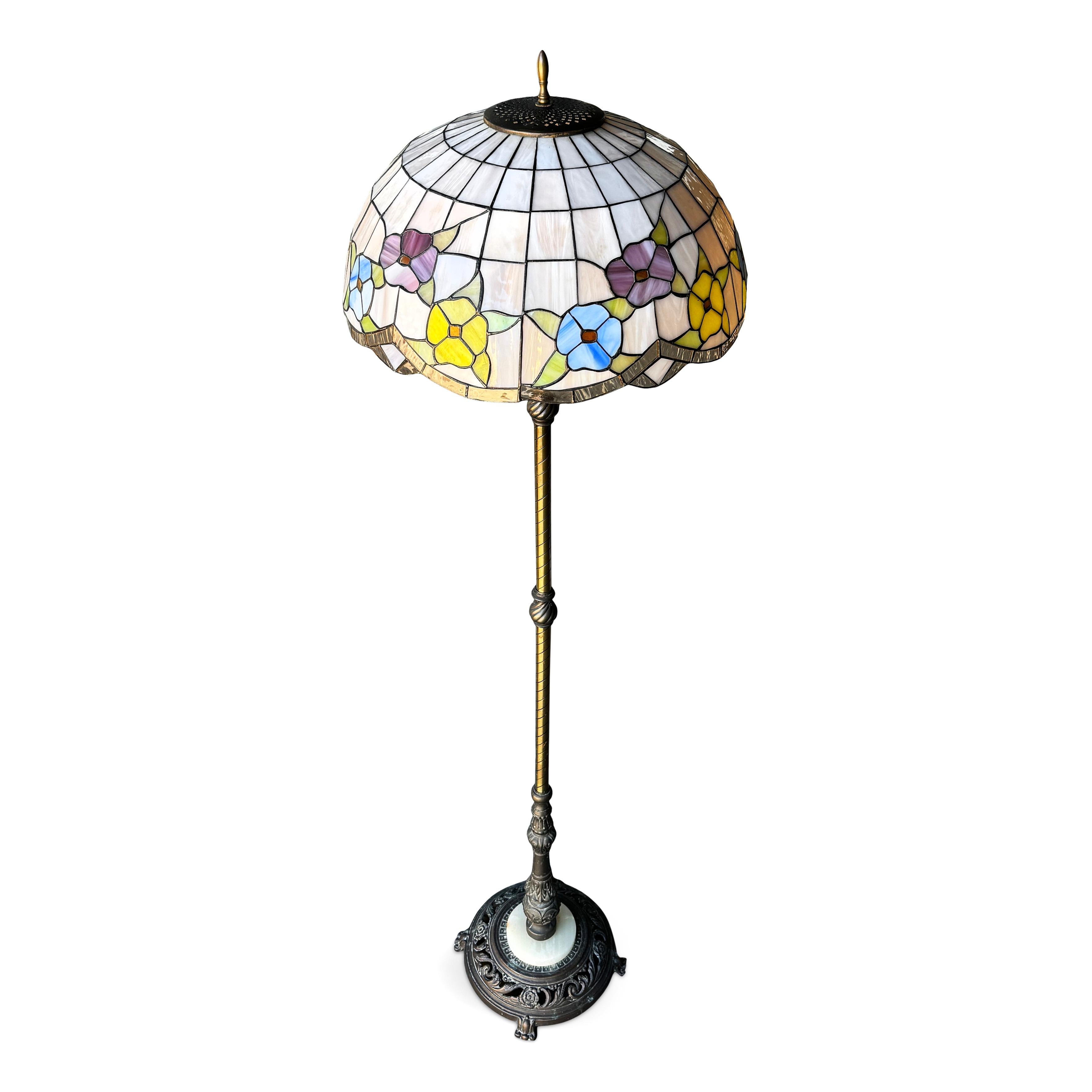 Antique Tiffany Style Brass & Iron Floor Lamp with Stained Glass Shade In Good Condition For Sale In Brooklyn, NY