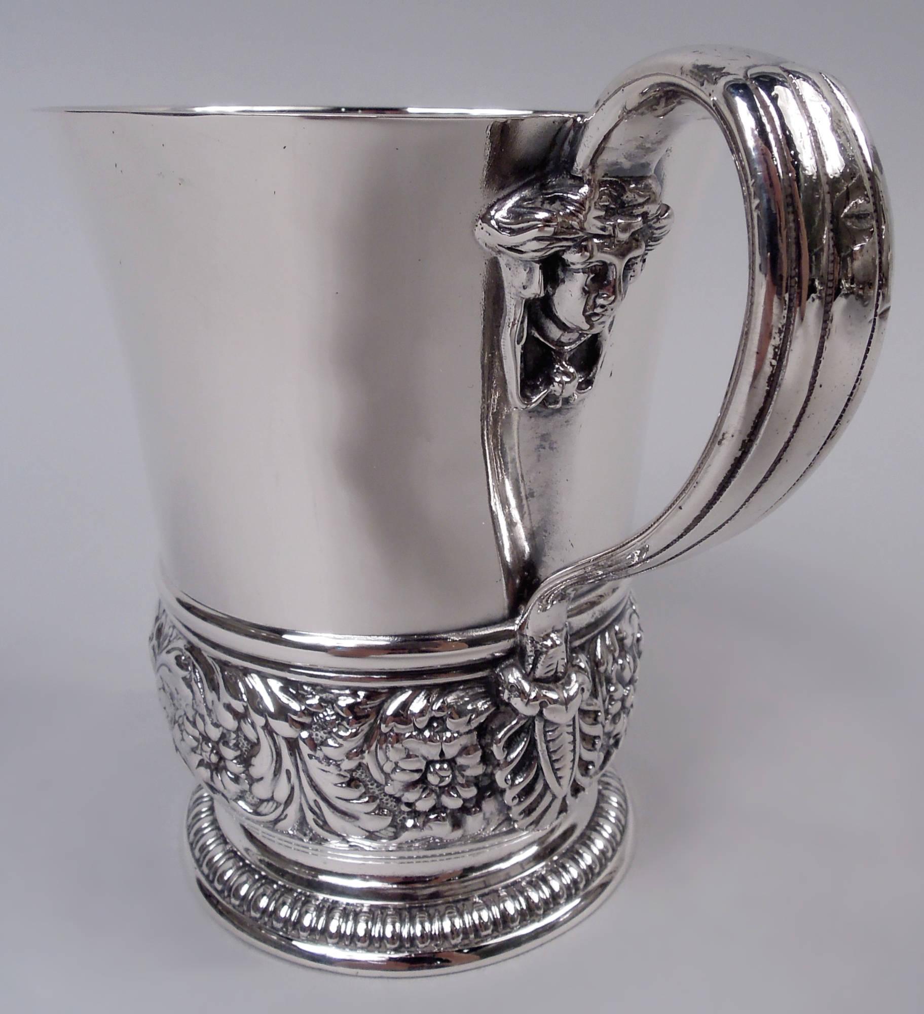 Antica tazza da bambino in argento Tiffany Vittoriana Classica In condizioni buone in vendita a New York, NY