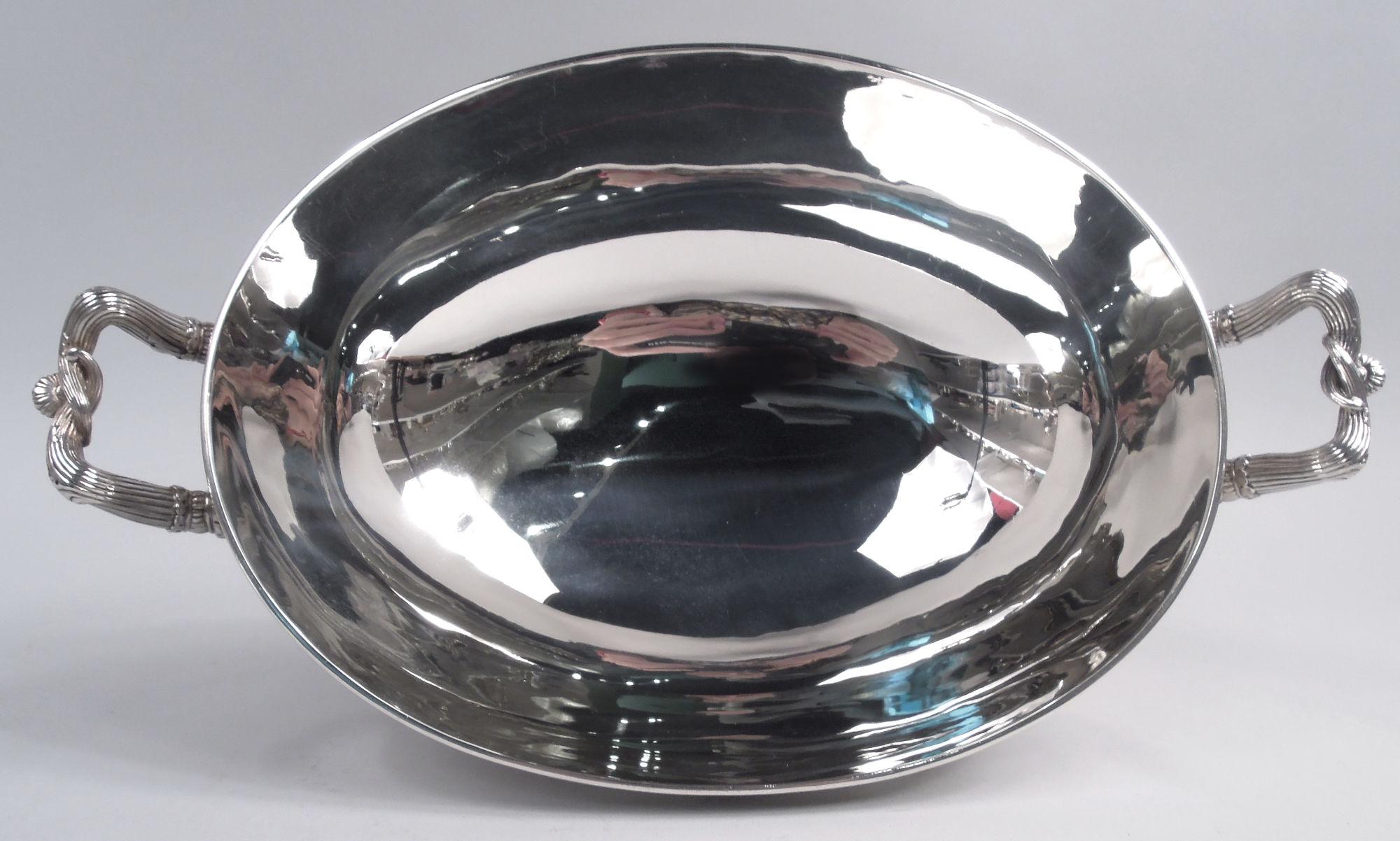 Soupière ancienne en argent sterling de style victorien Tiffany classique en vente 2