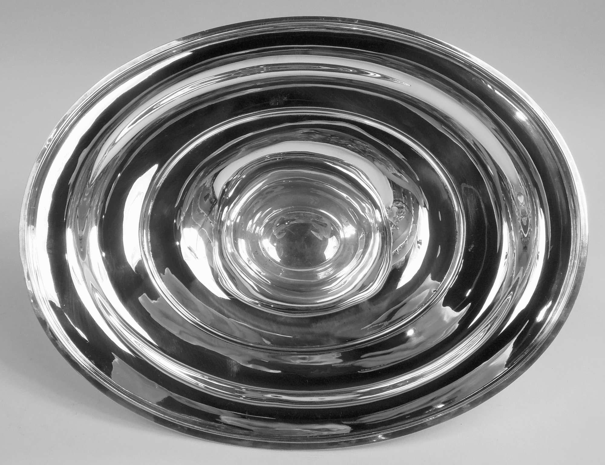 XIXe siècle Soupière ancienne en argent sterling de style victorien Tiffany classique en vente