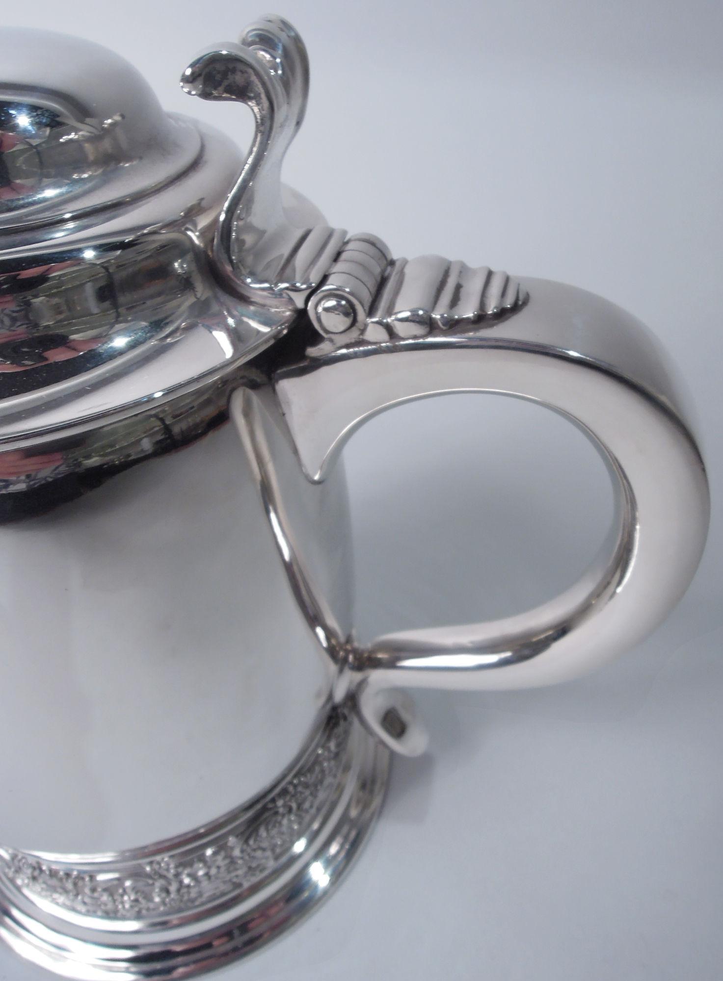 Antigua jarra de plata de ley Tiffany Victorian Georgian en Bueno estado para la venta en New York, NY