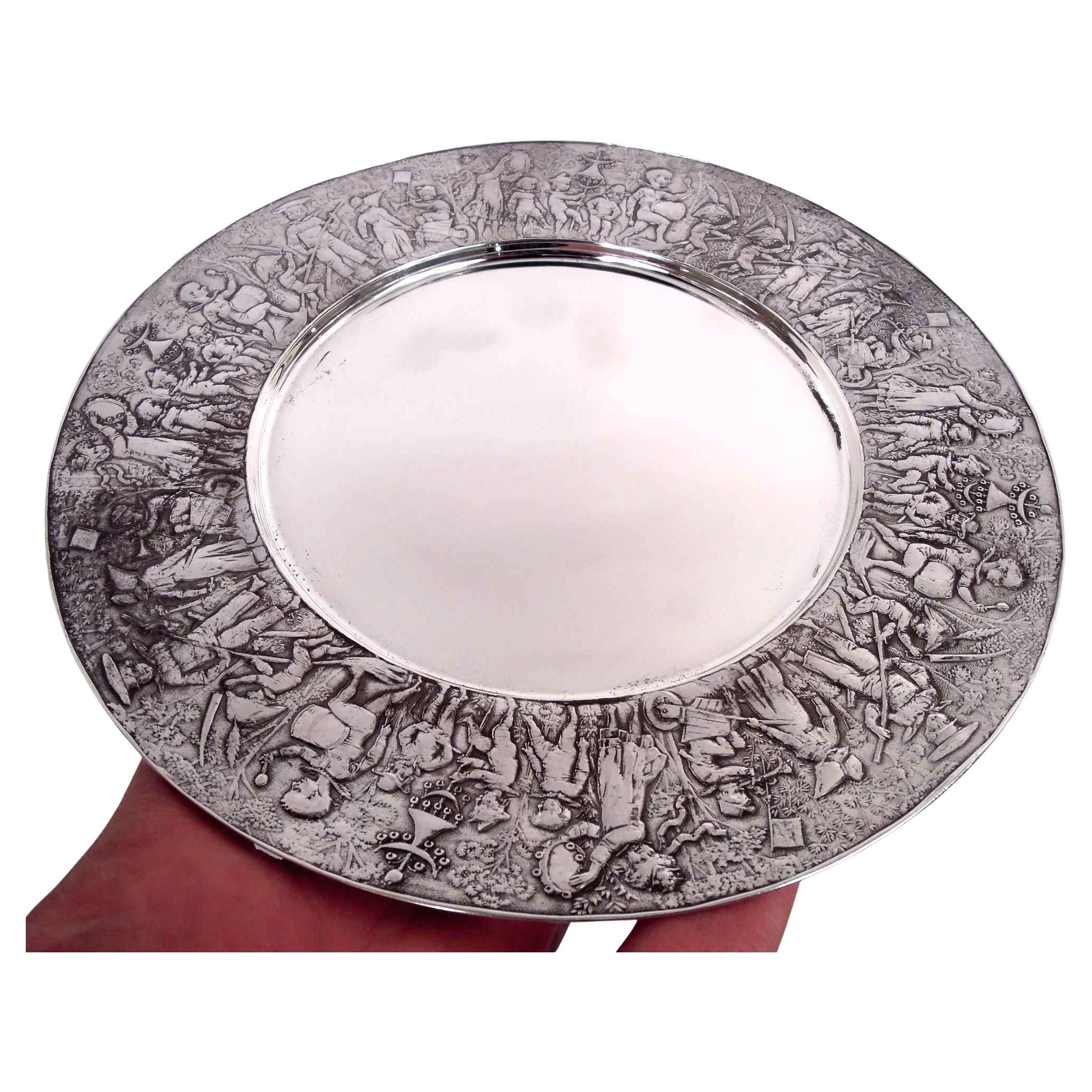 Antique Tiffany Victorian Sterling Silver Children’s Parade Plate en vente