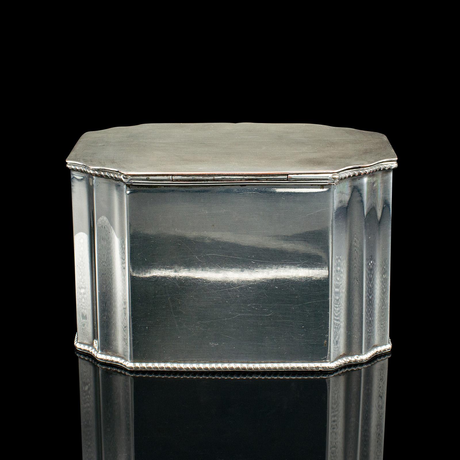 Antique Tiffin Box, English, Silver Plated, Tea Caddy, Edwardian, Circa 1910 In Good Condition For Sale In Hele, Devon, GB