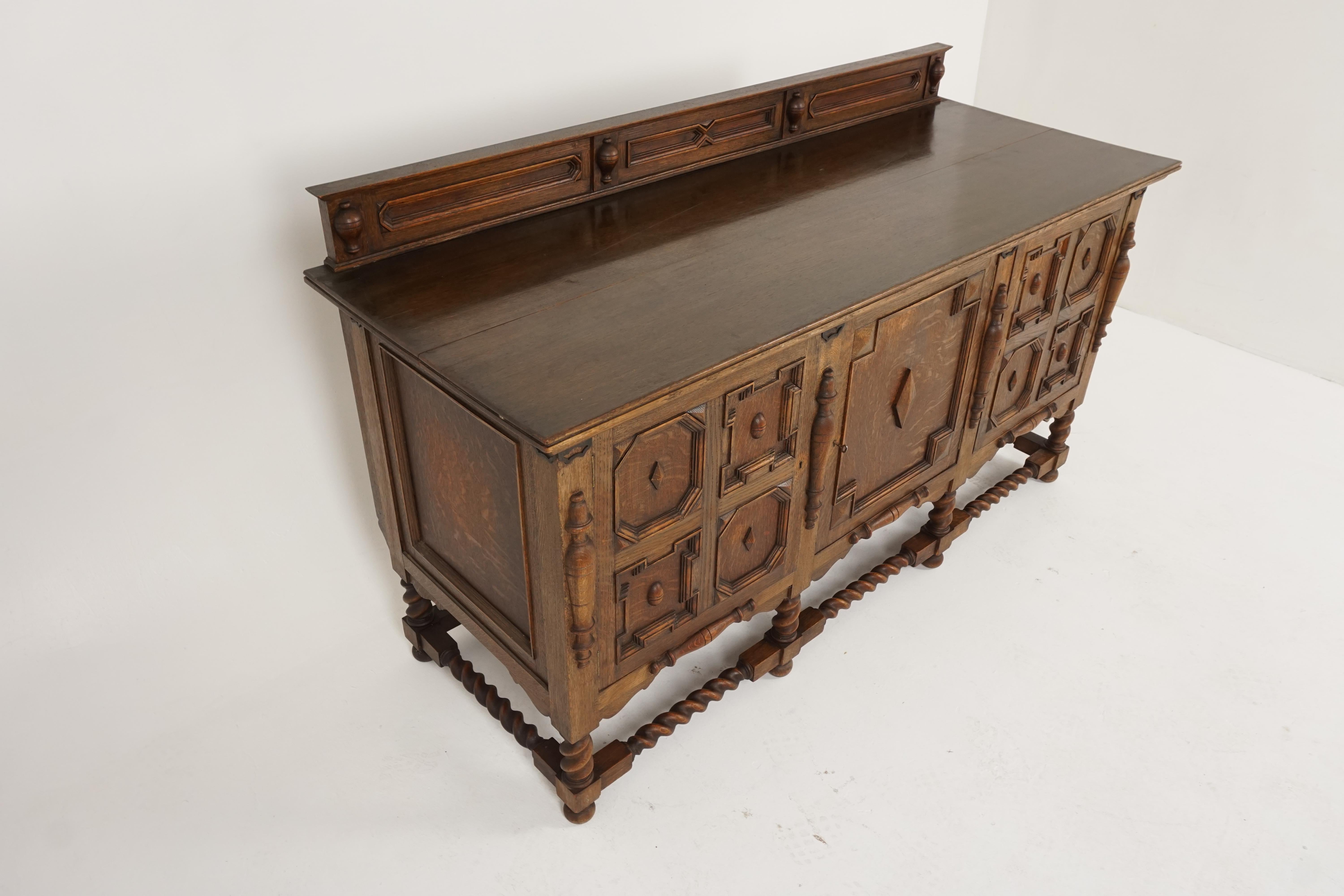 Antique Tiger Oak Barley Twist Sideboard Buffet, Scotland 1920, B2142 In Good Condition In Vancouver, BC