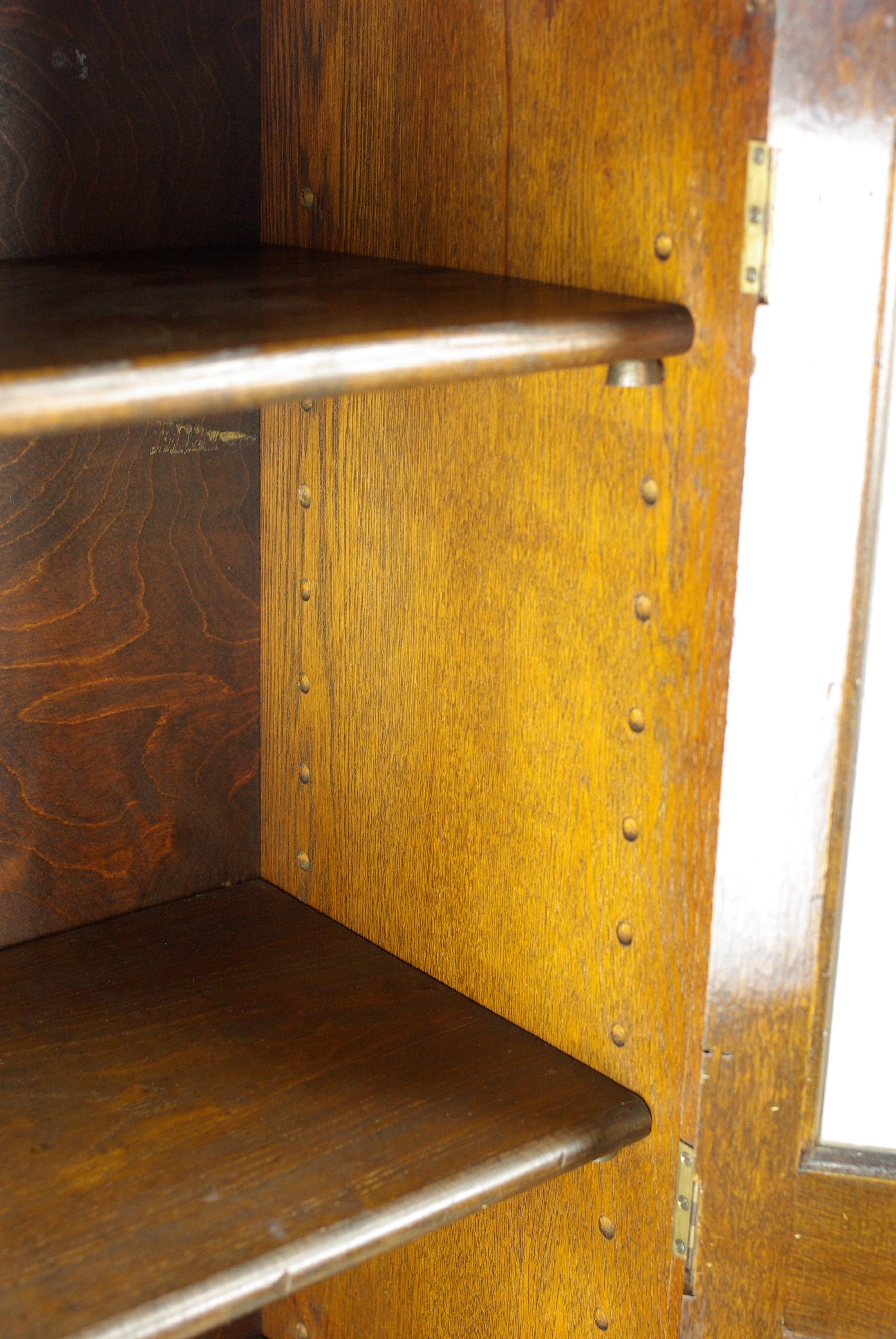 Antique Tiger Oak Bookcase, Three-Door Bookcase, Scotland, 1920 (Handgefertigt)