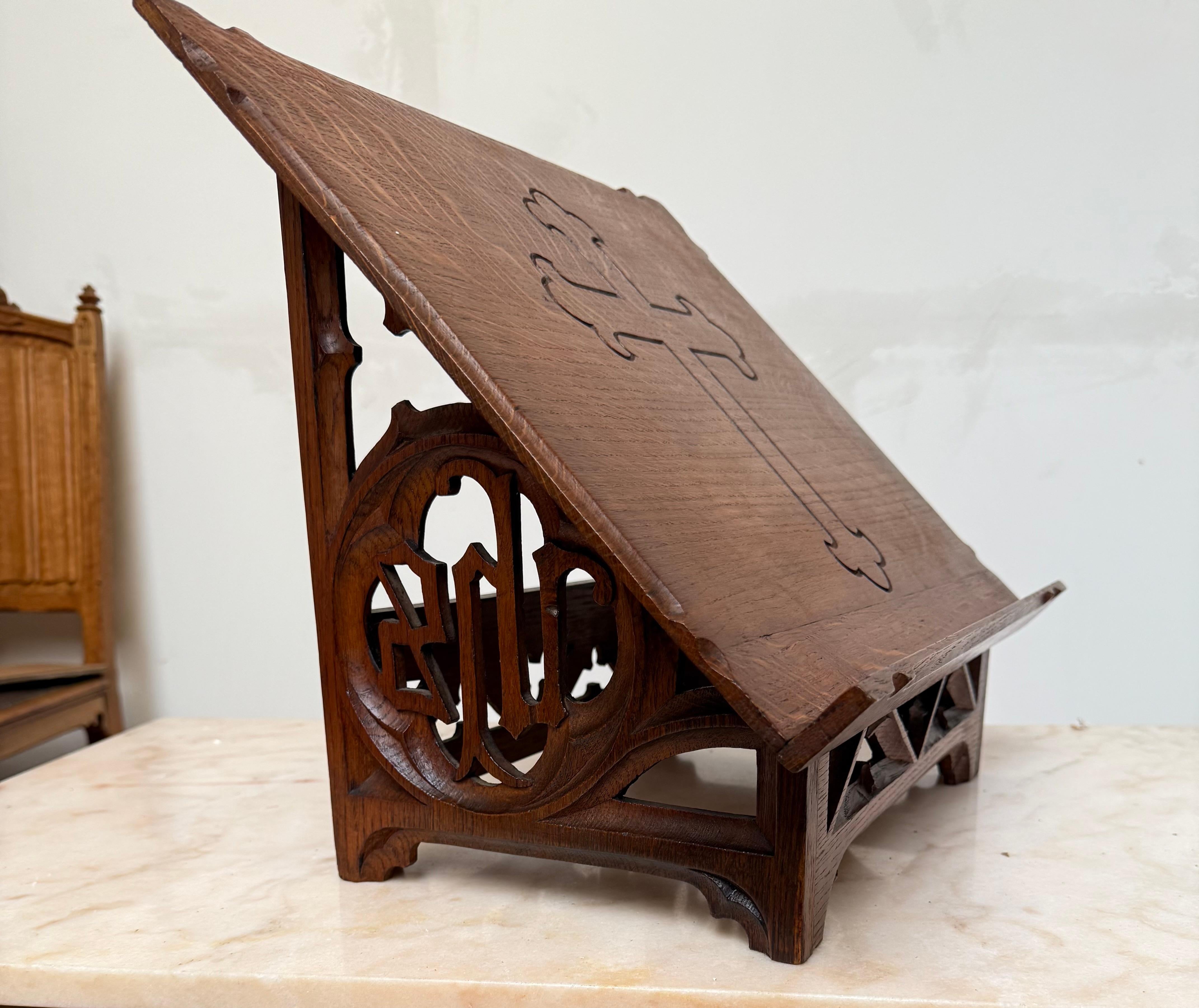 Antique Carved Oak Gothic Revival Bible Stand / Church Book Stand w IHS Symbols In Excellent Condition For Sale In Lisse, NL