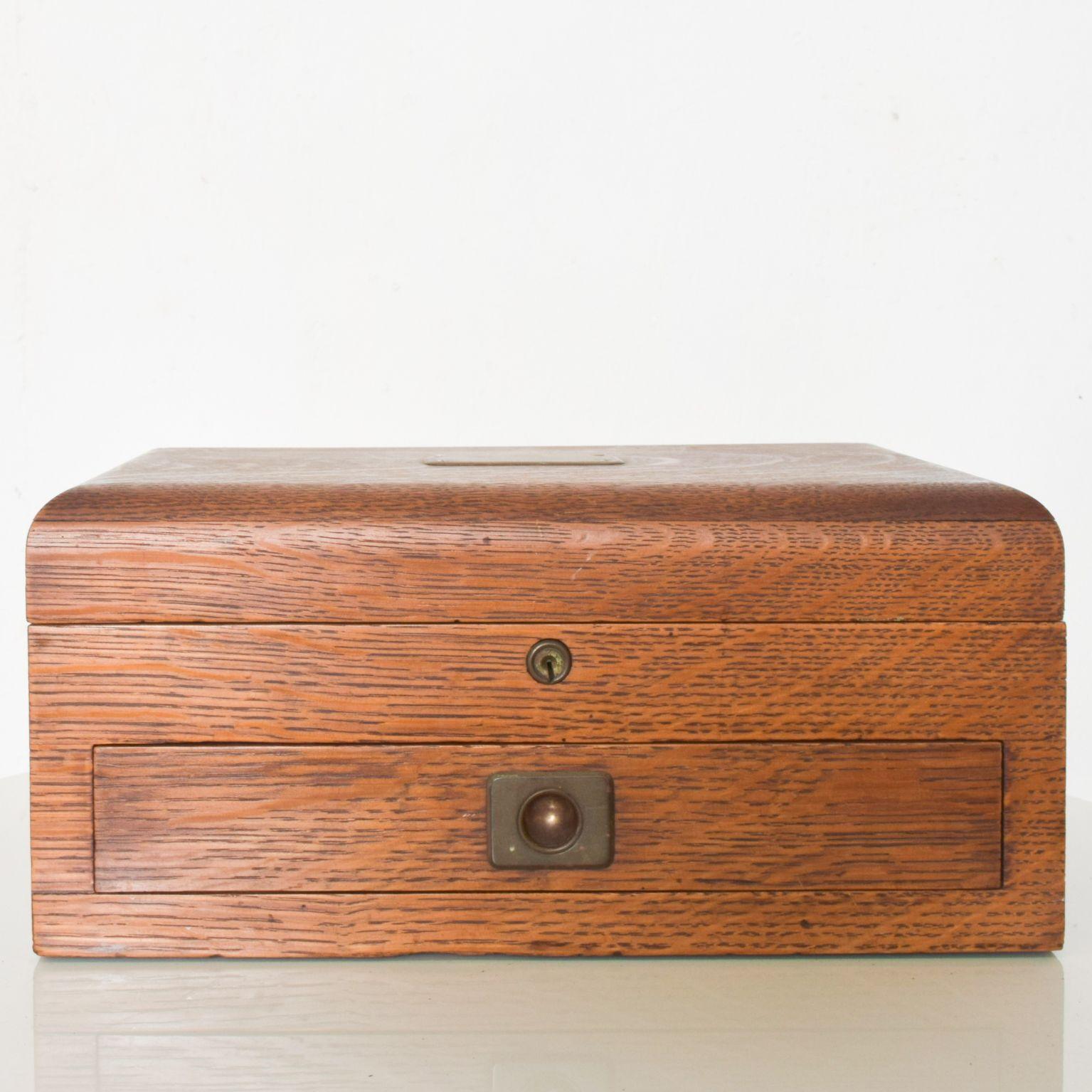 For your consideration: Antique Tiger Oak Wood Jewelry Box 
Ideal for keepsakes, money or your stash.

Dimensions: 14