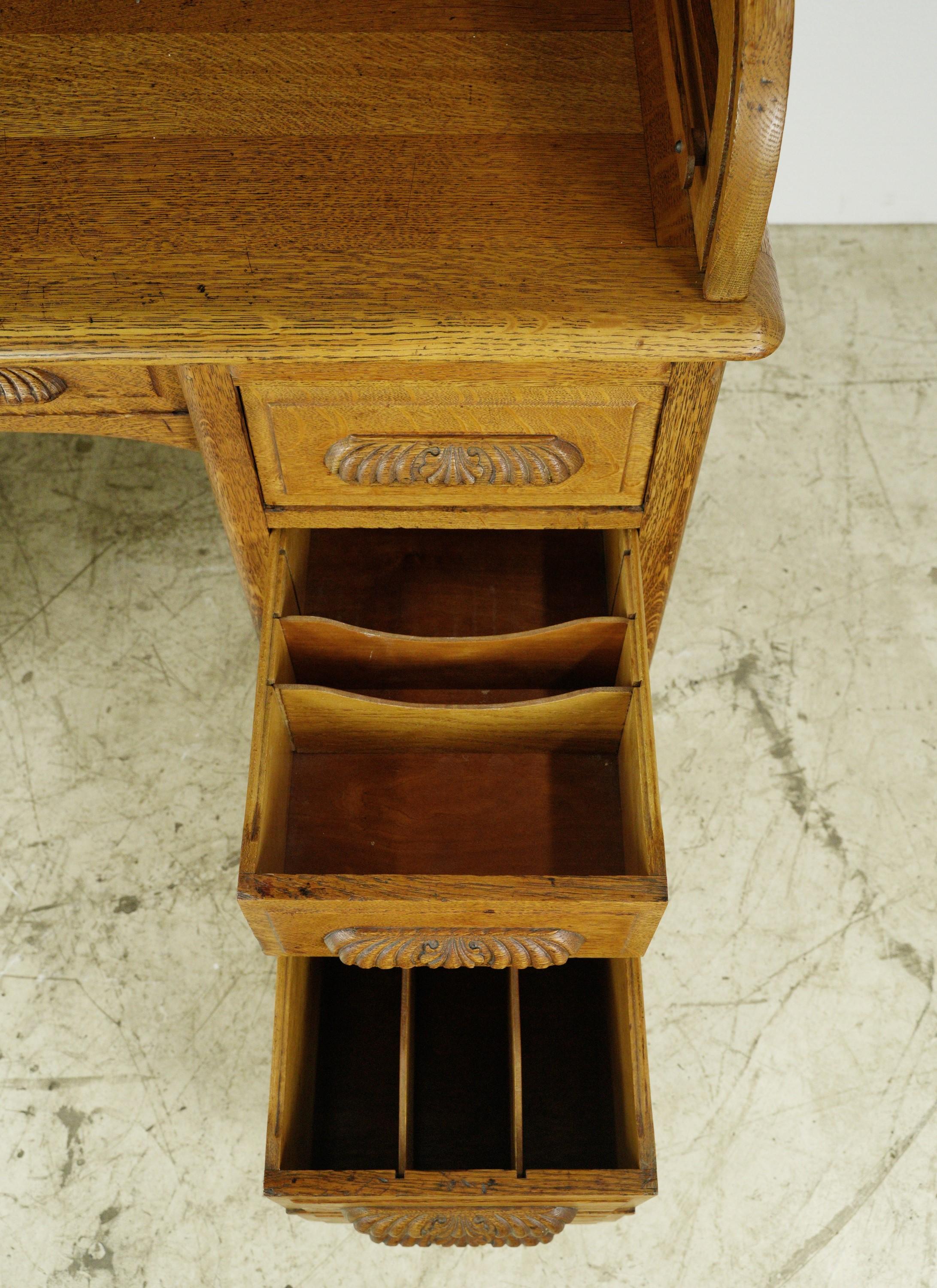 Antique Tiger Oak Roll Top Desk with Secret Drawers For Sale 3