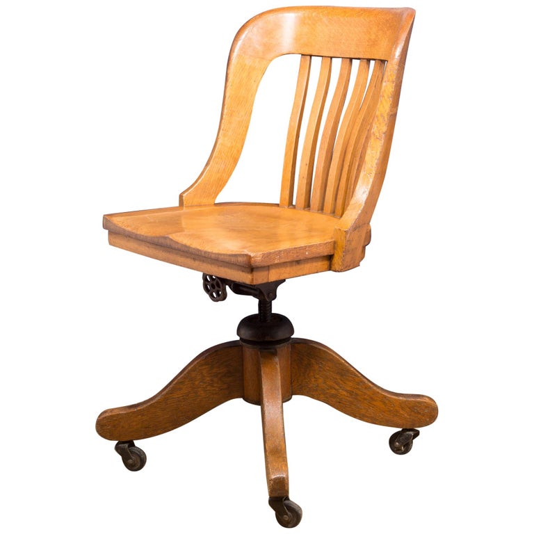 Antique Tiger Oak Swivel Desk Chair, Antique Oak Swivel Office Chair With Arms