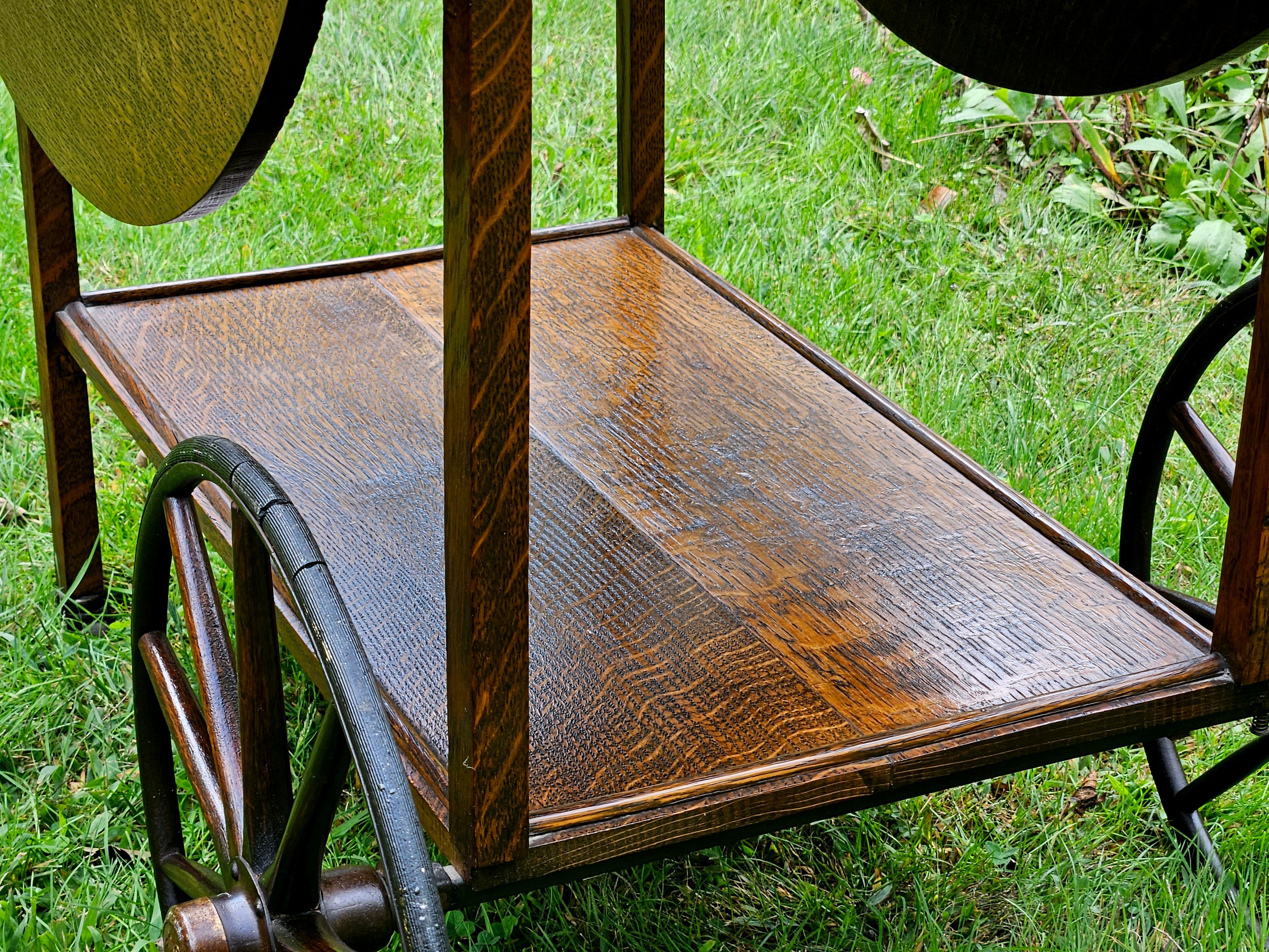 Antique Tiger oak Tea Cart Server Cart With Removable Glass Tray Top For Sale 10