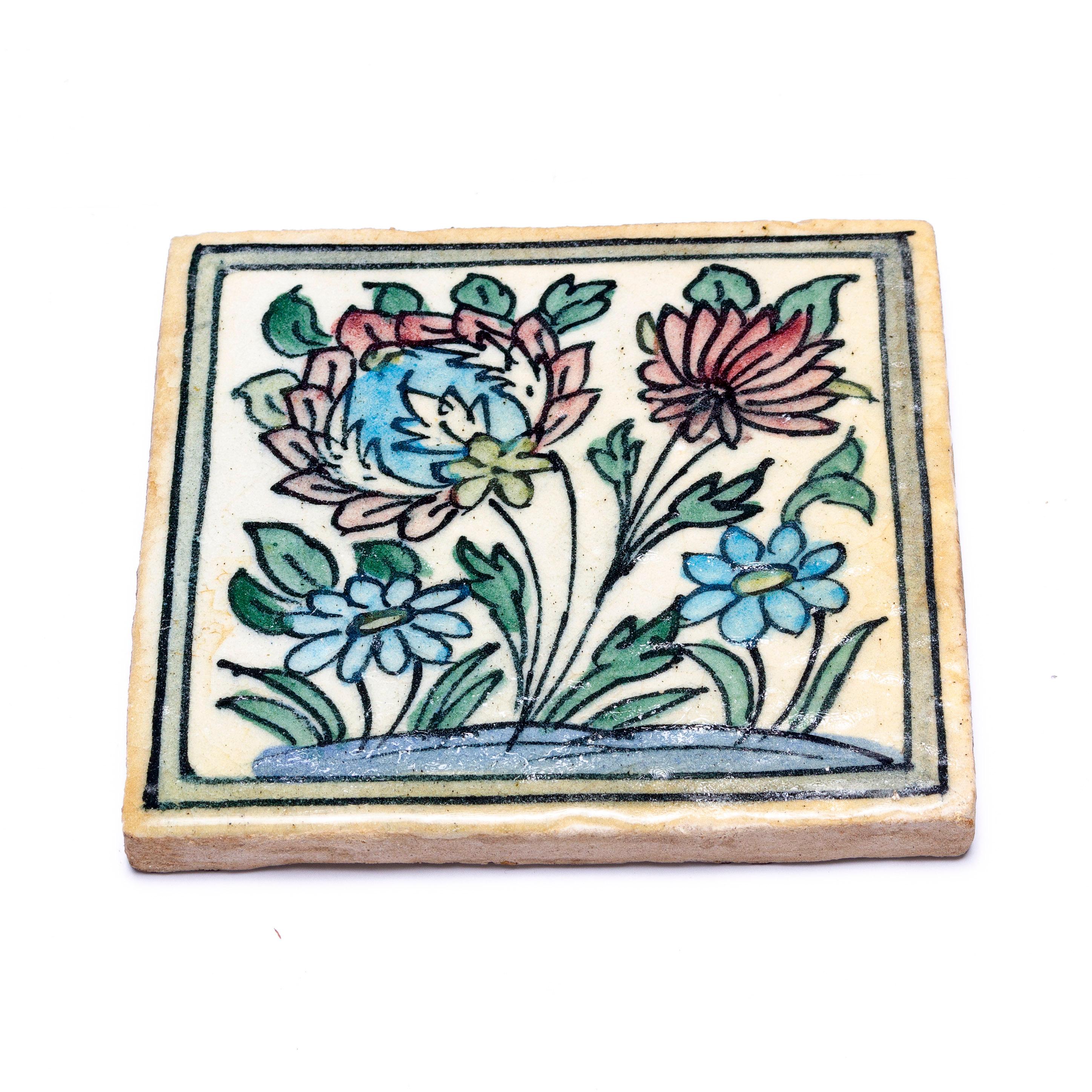 Azulejos antiguos con flores pintados a mano en venta 2