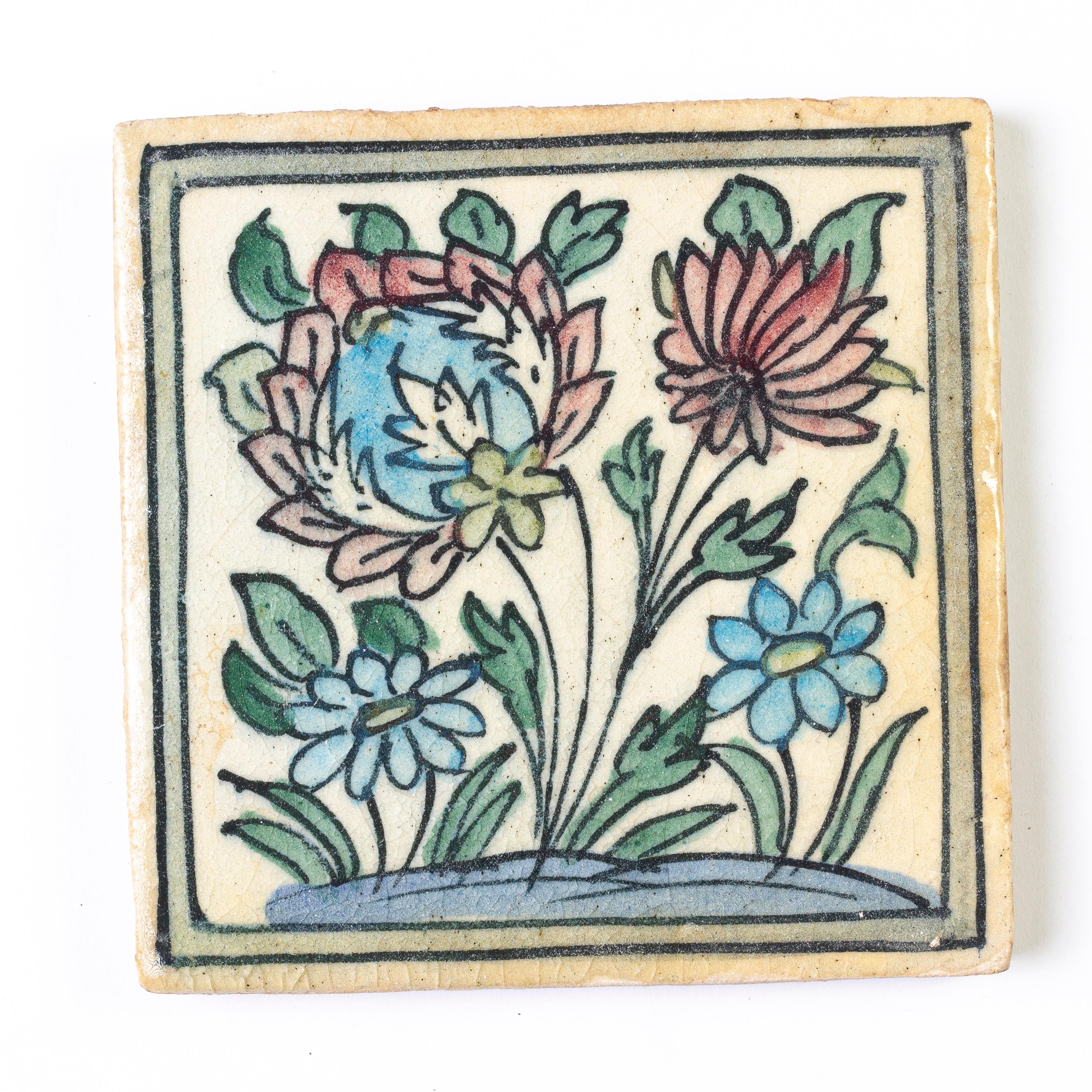 Azulejos antiguos con flores pintados a mano Pintado a mano en venta