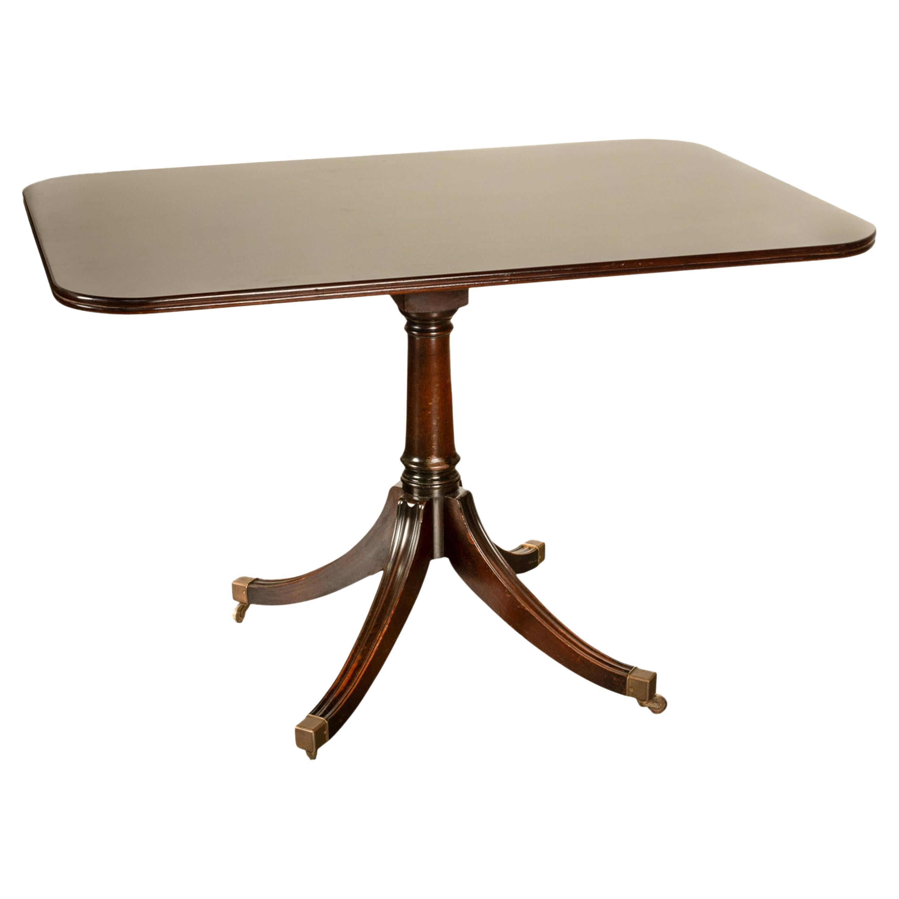 Antigua mesa de comedor con pedestal de caoba de la Regencia Georgiana 1810 en venta